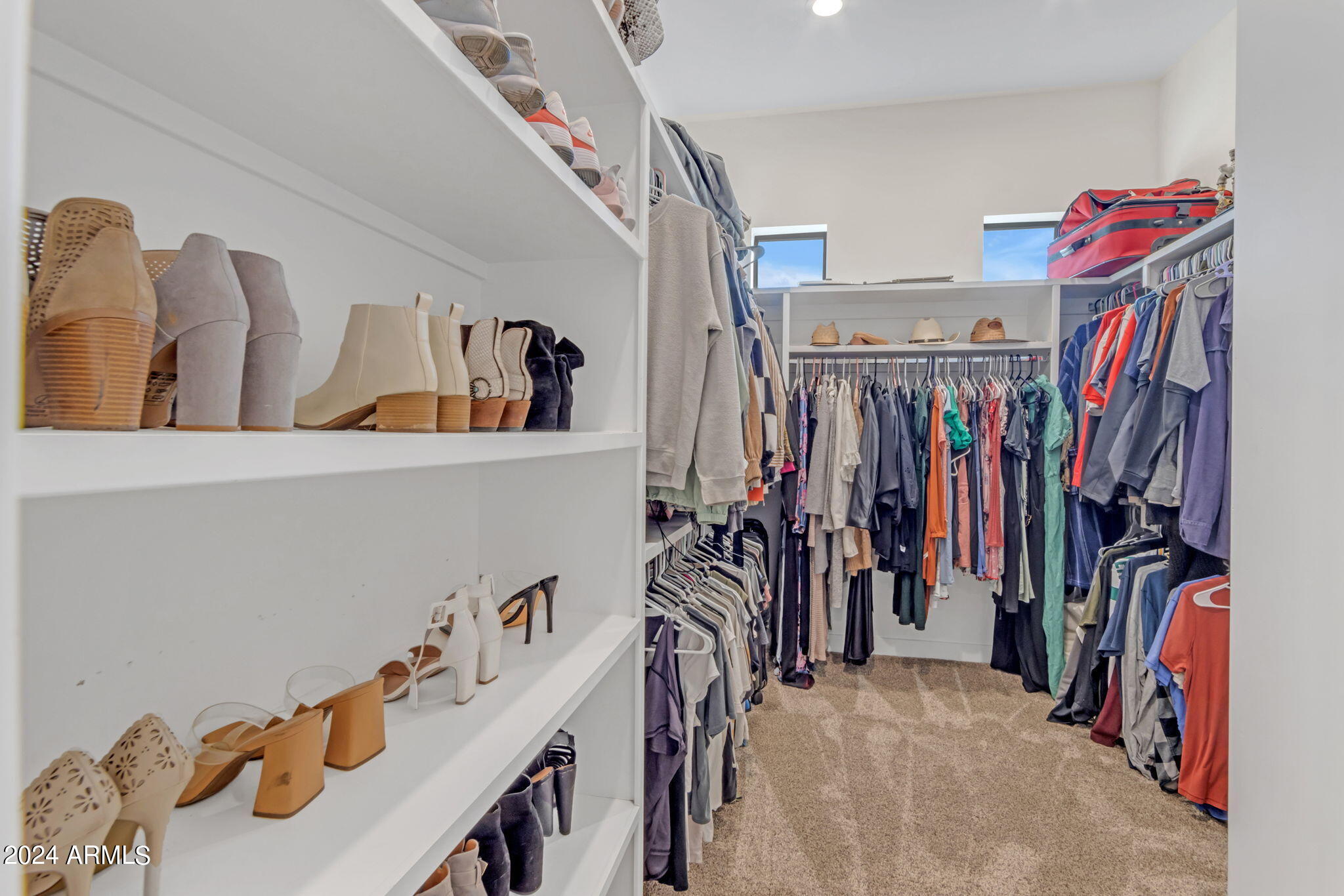 35449 N FIELDVIEW Drive