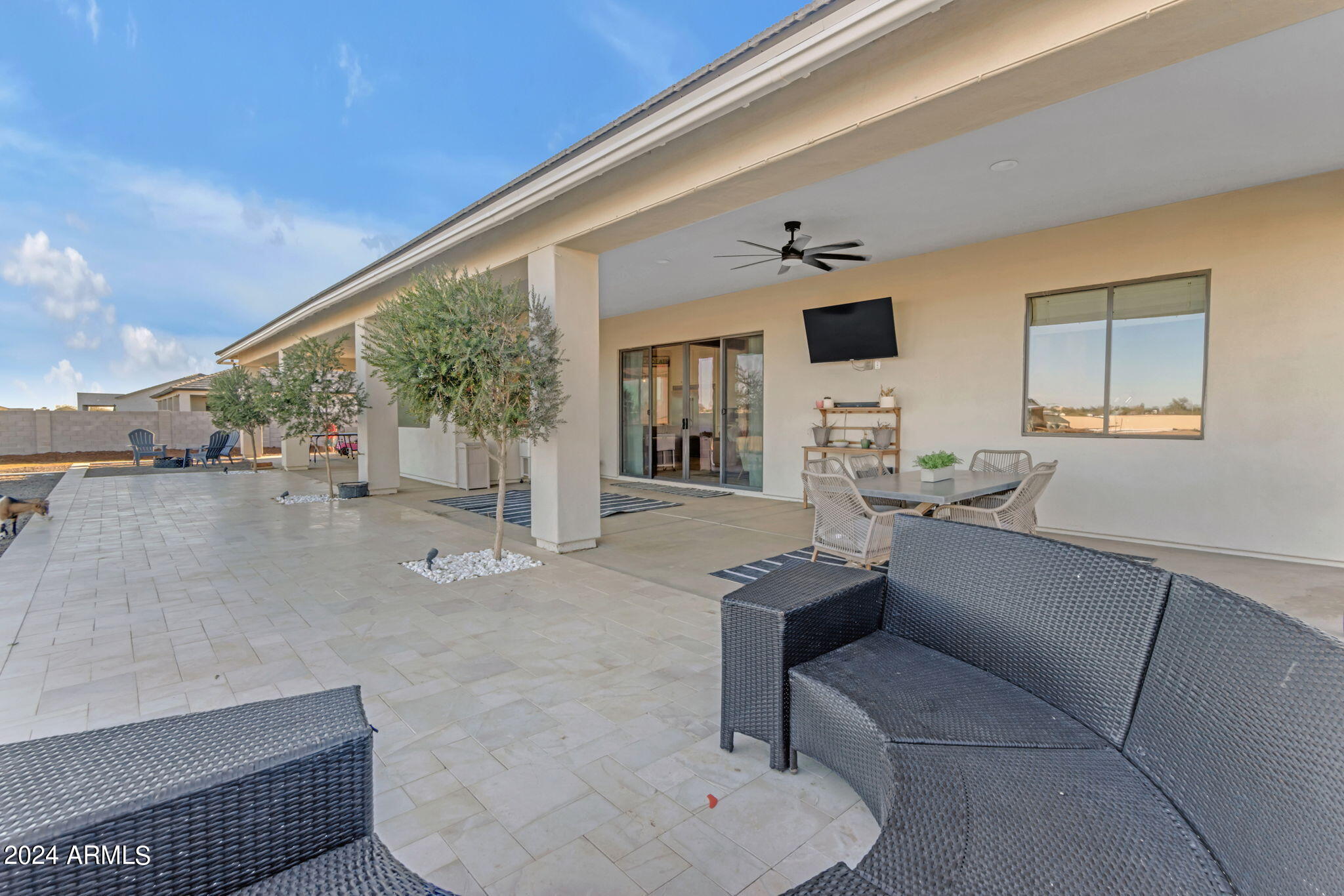 35449 N FIELDVIEW Drive