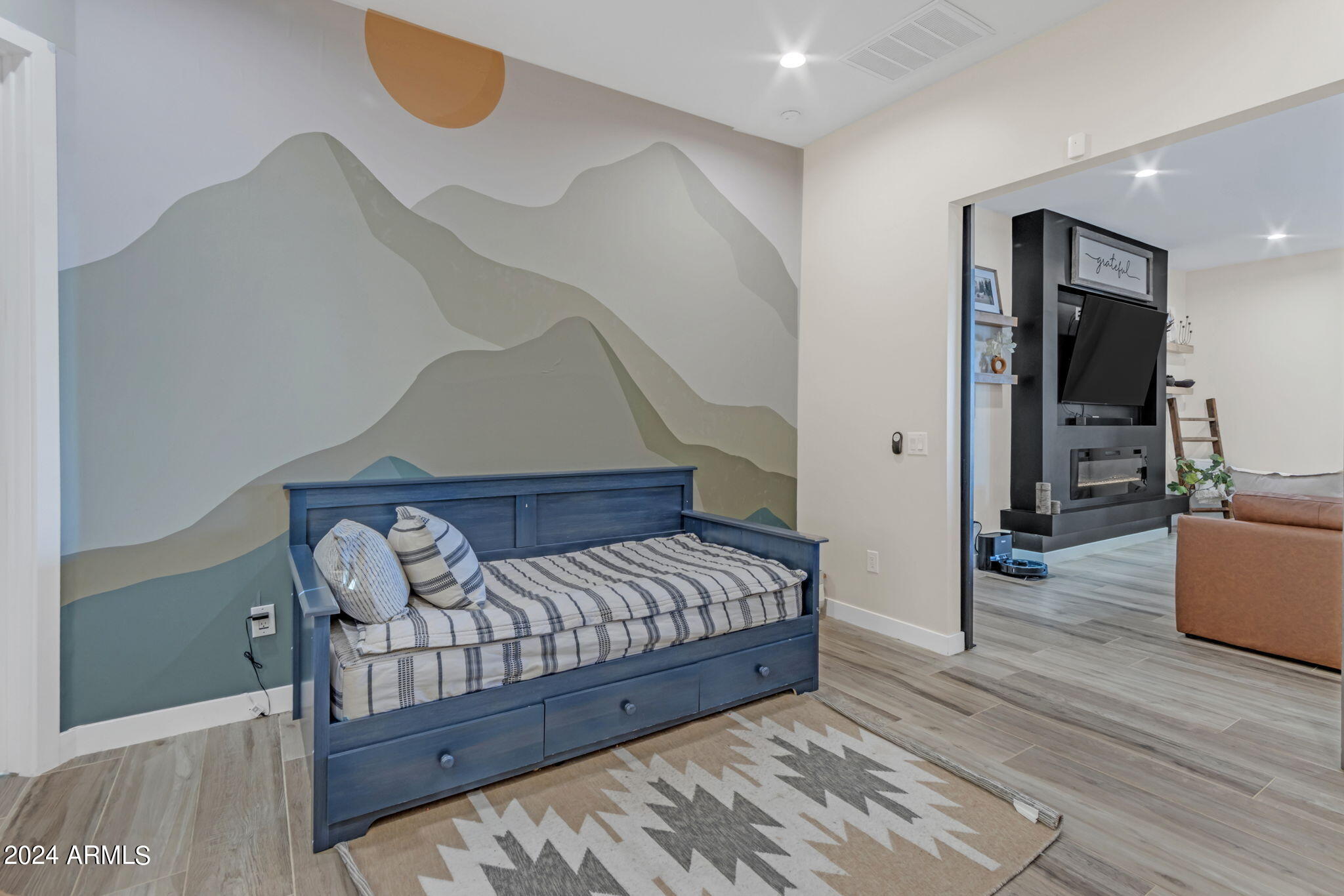 35449 N FIELDVIEW Drive