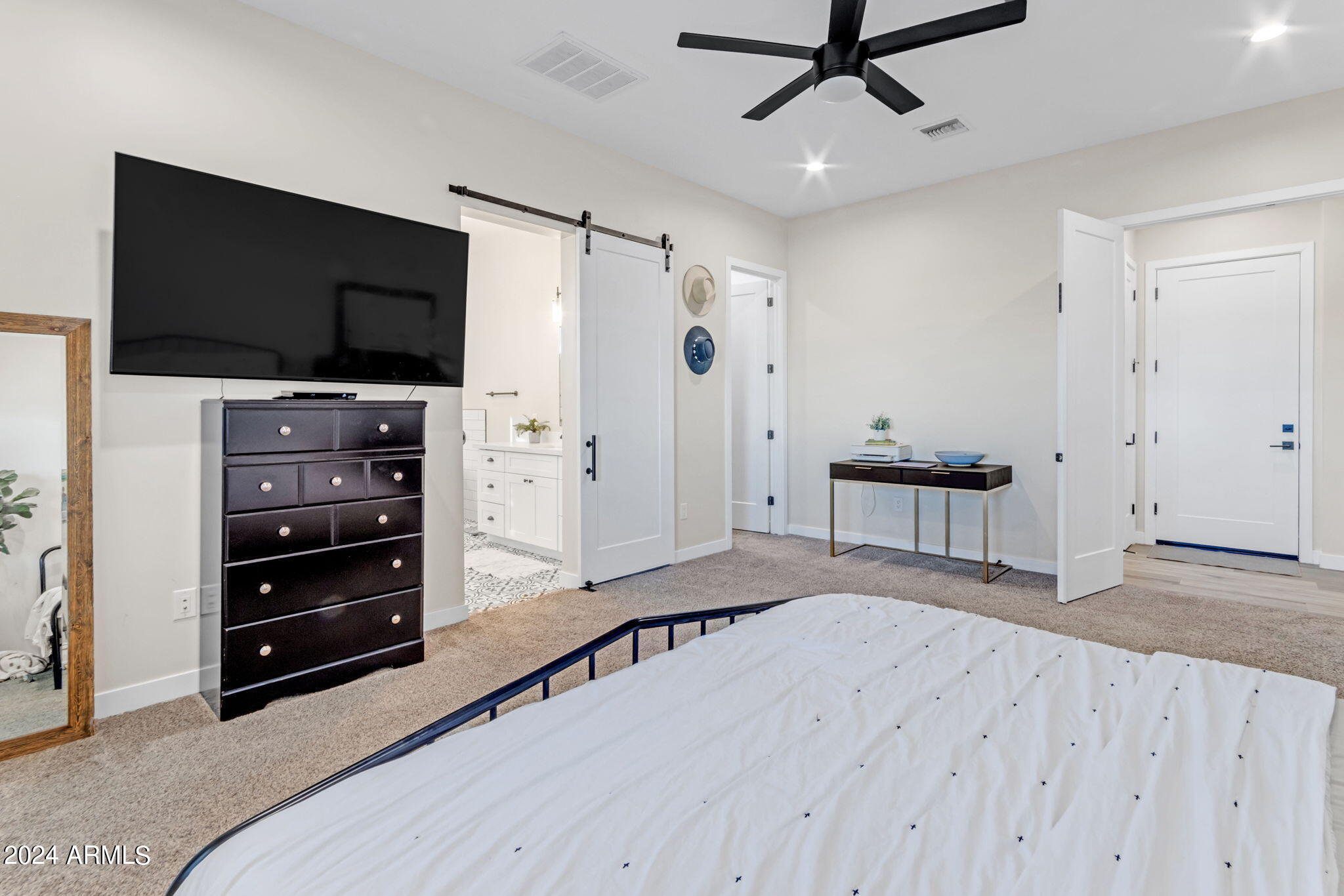 35449 N FIELDVIEW Drive