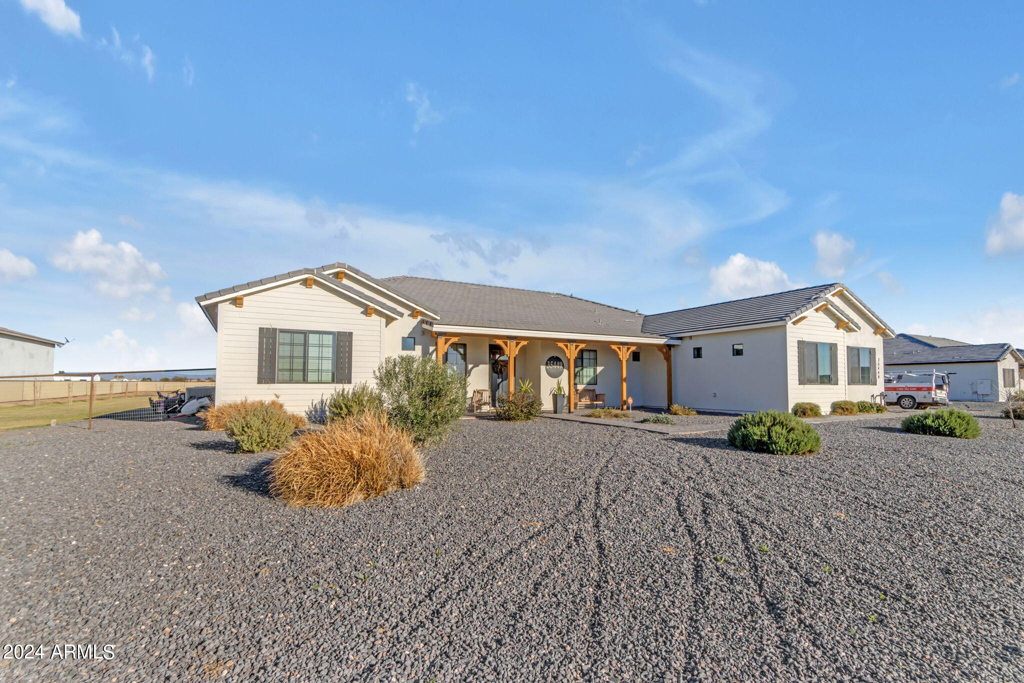 35449 N FIELDVIEW Drive