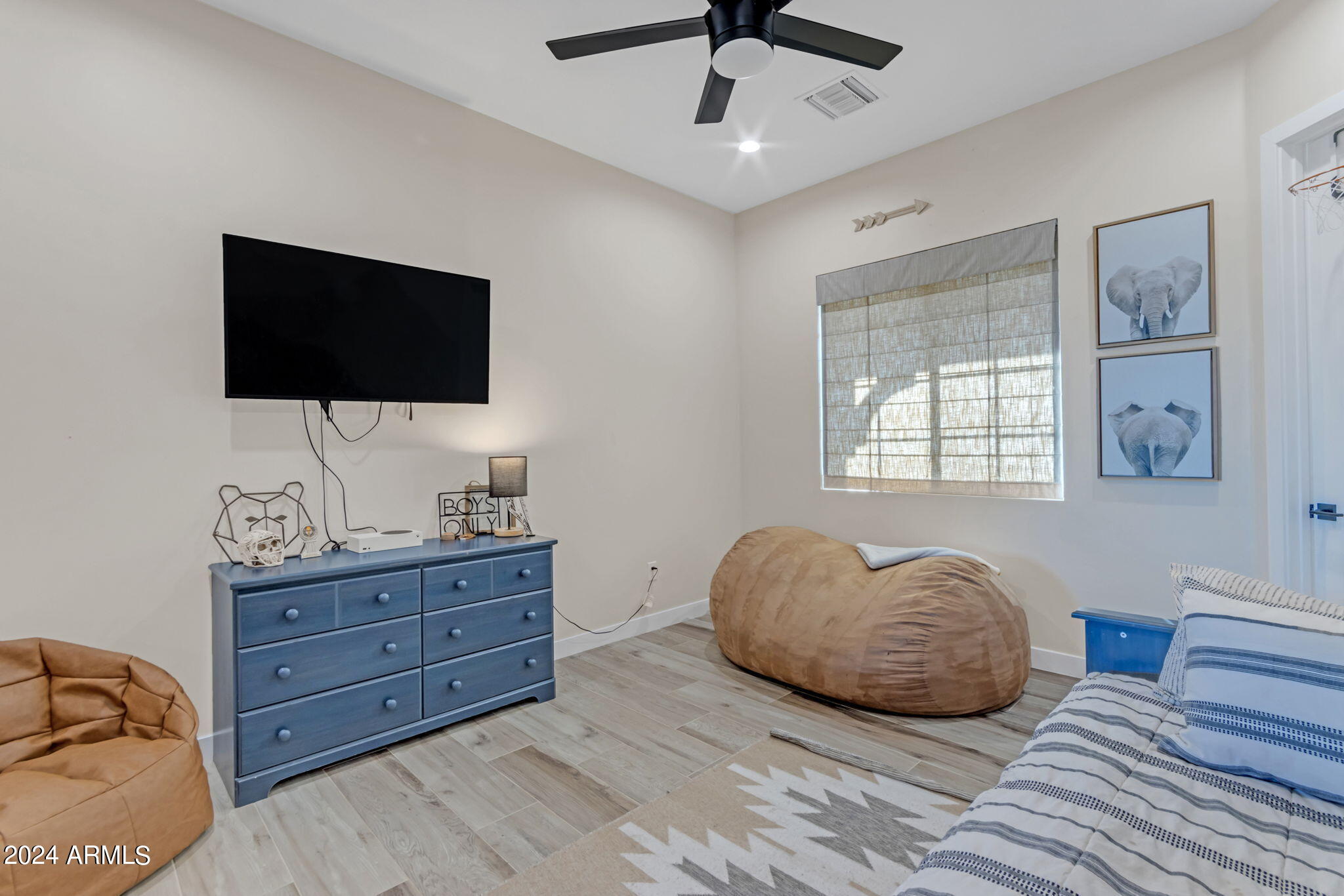 35449 N FIELDVIEW Drive