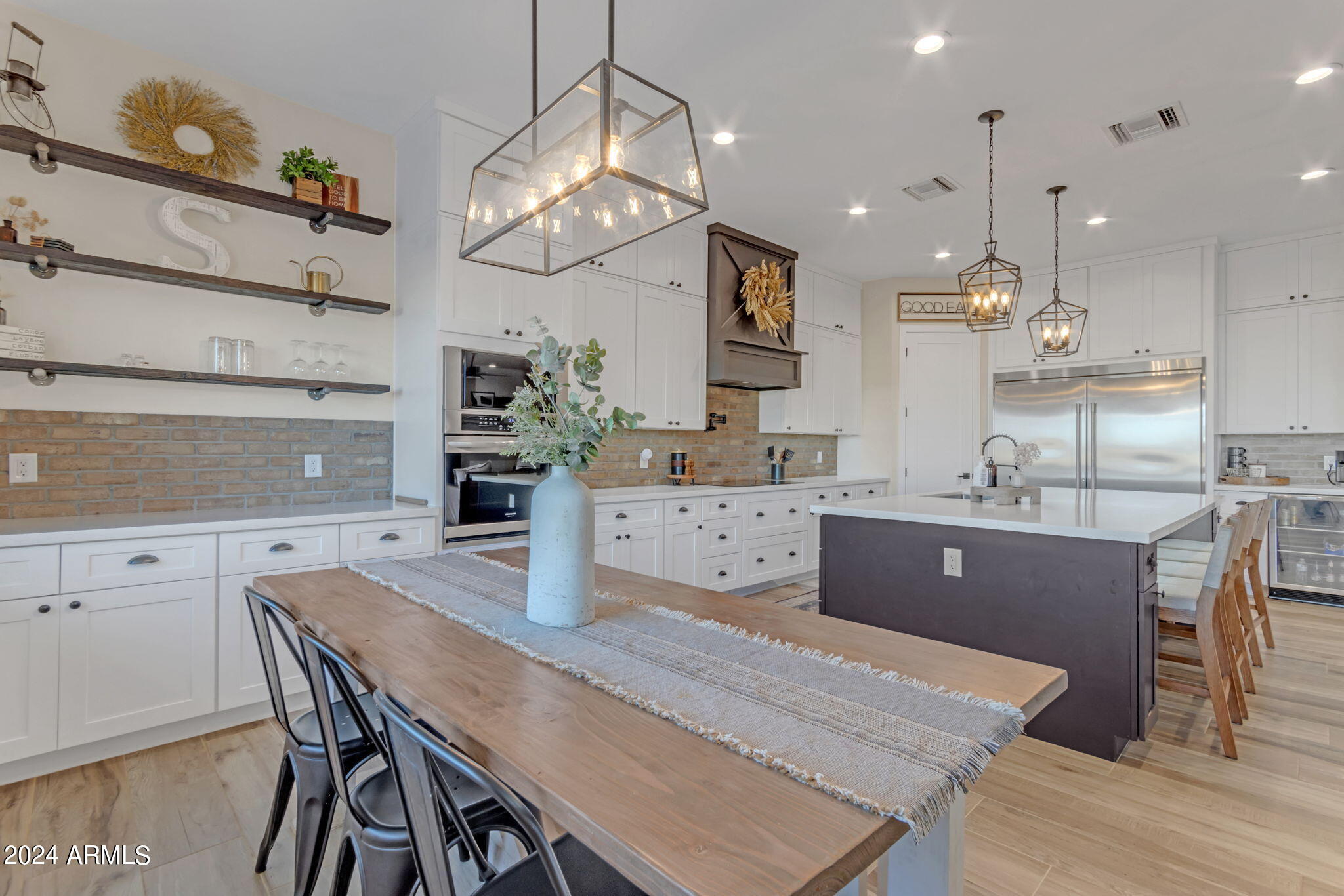 35449 N FIELDVIEW Drive