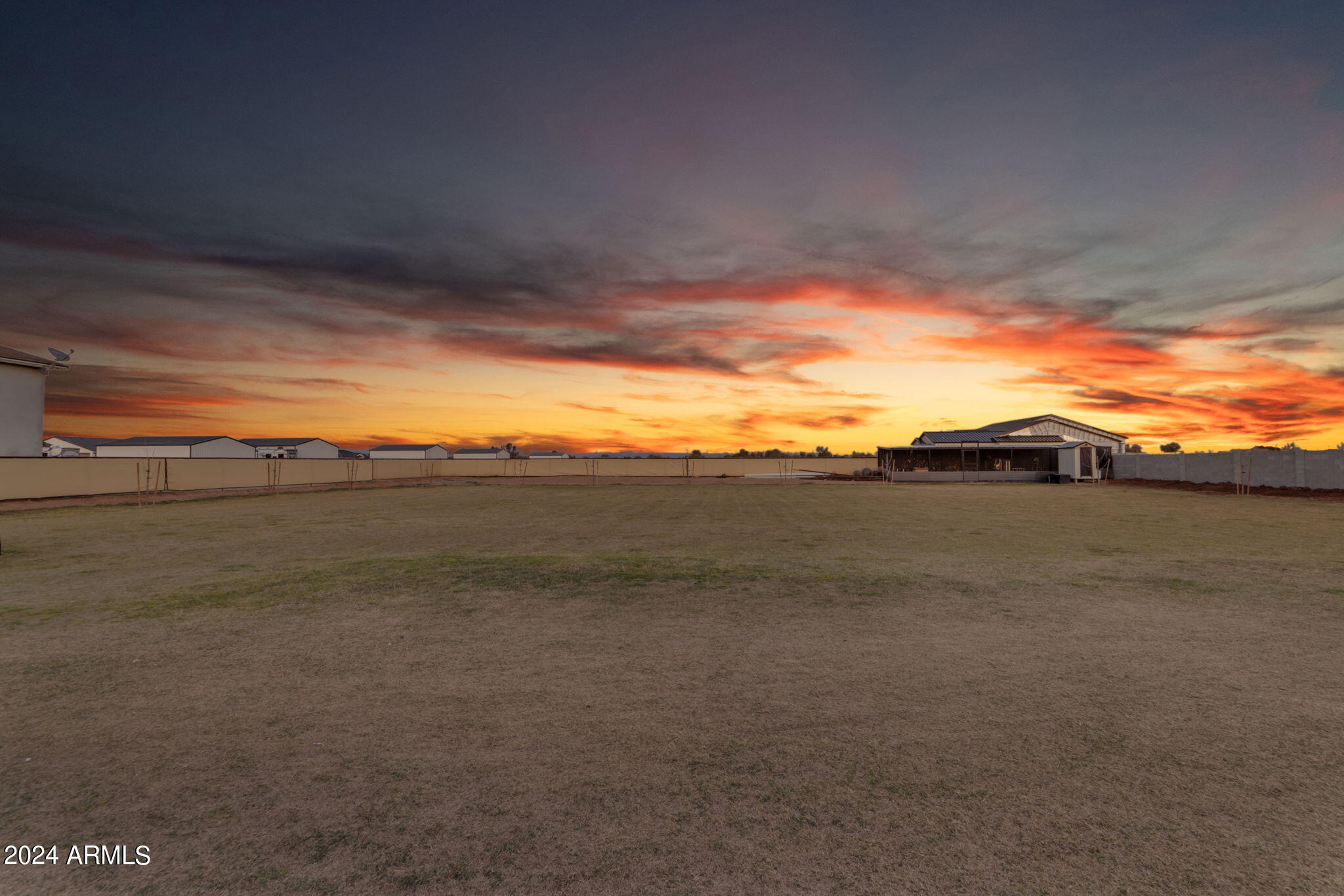 35449 N FIELDVIEW Drive