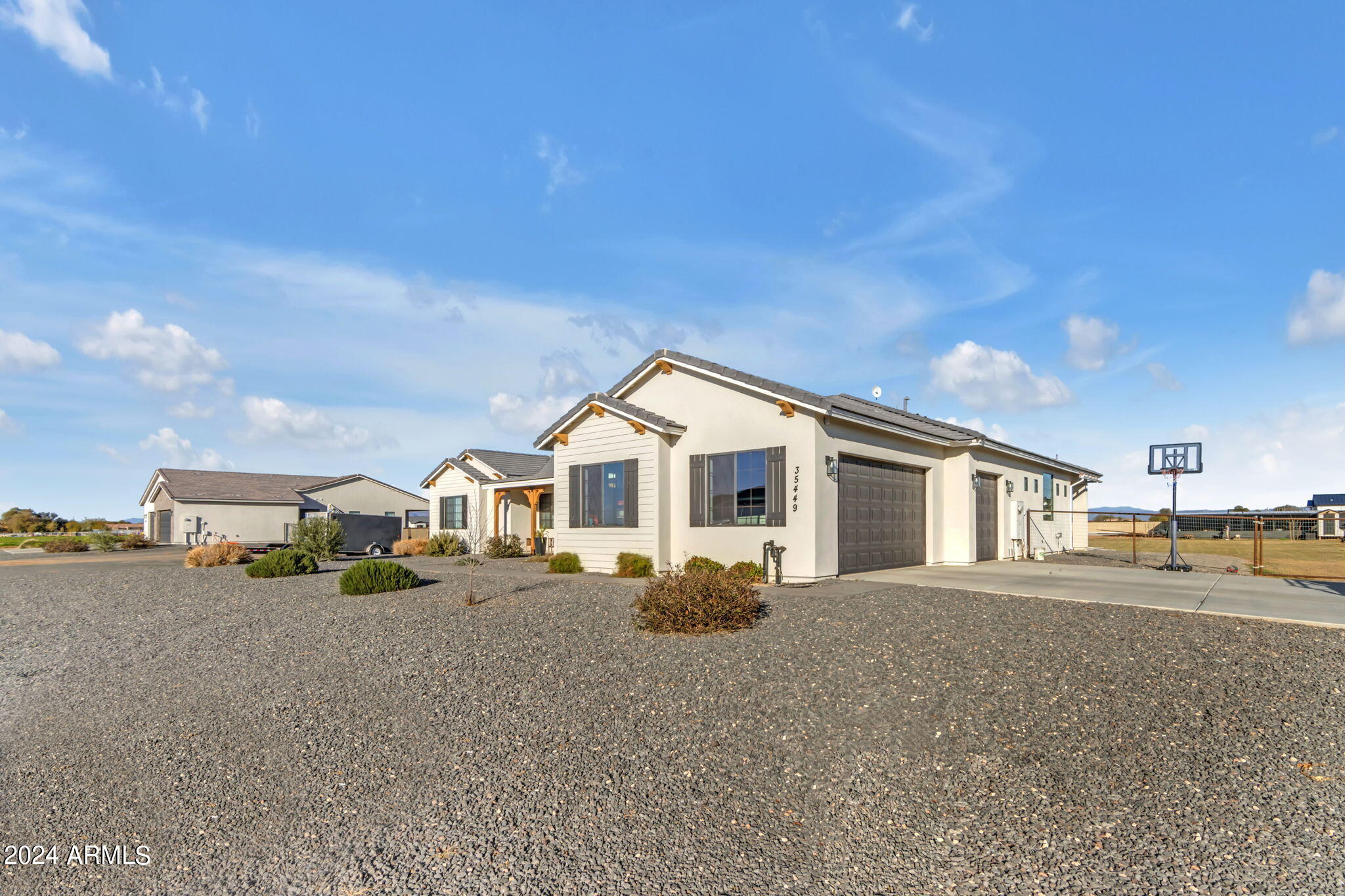 35449 N FIELDVIEW Drive