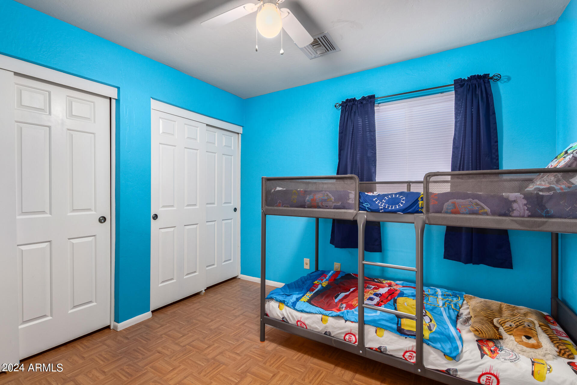 2116 W SILVERGATE Drive