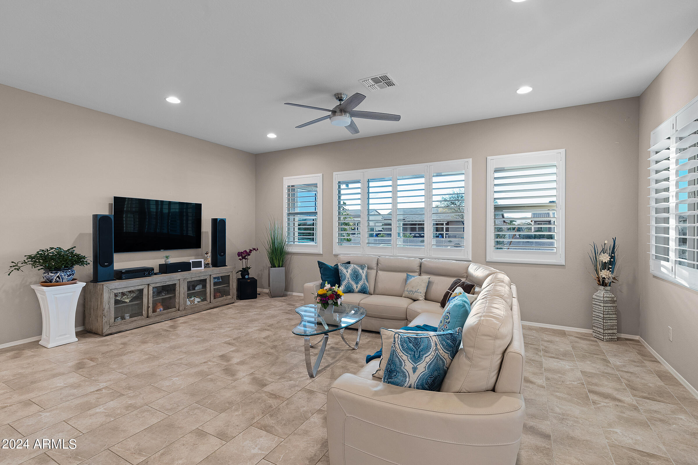 20144 N SNOWFLAKE Drive