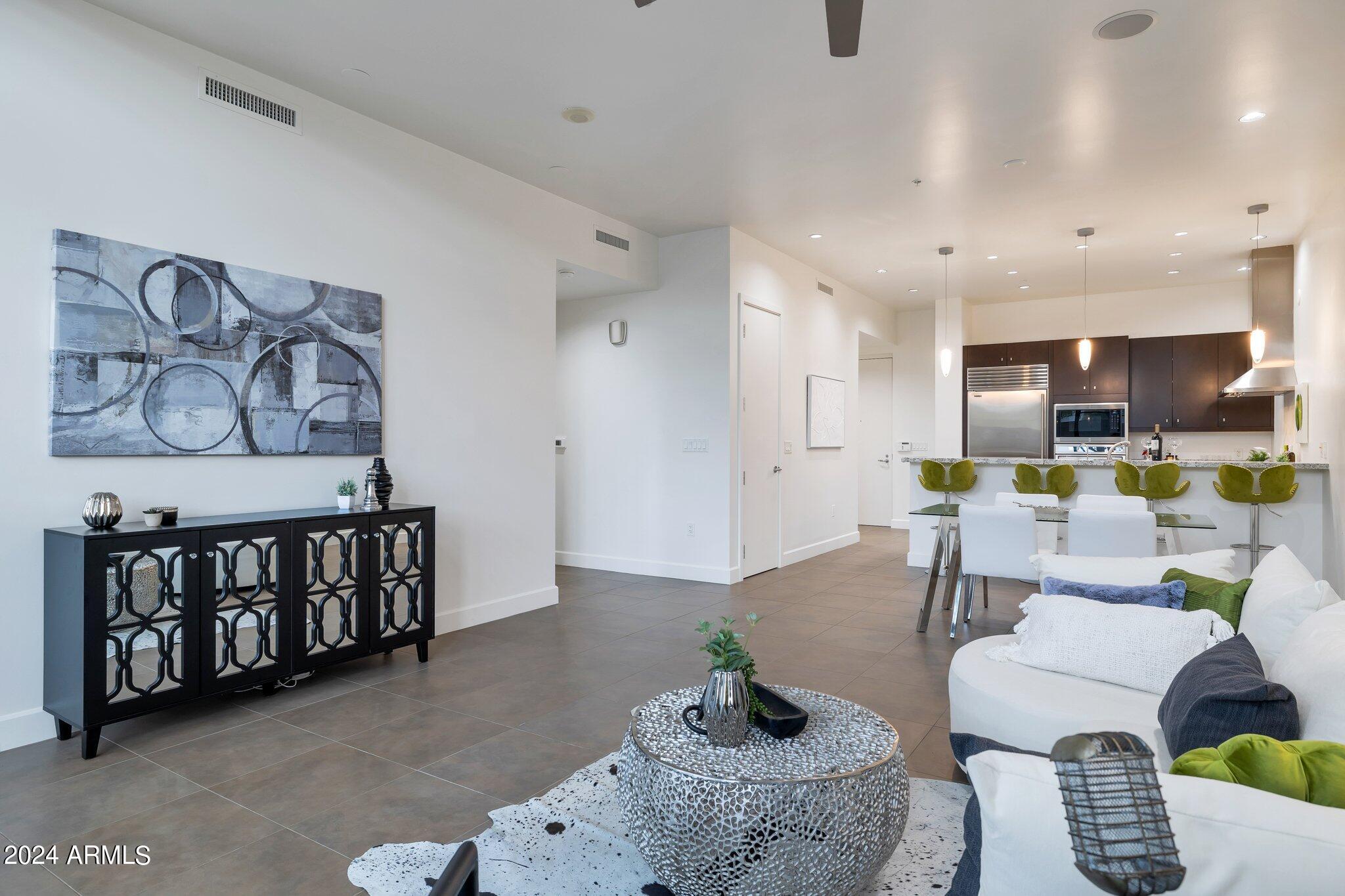 15215 N KIERLAND Boulevard, 103