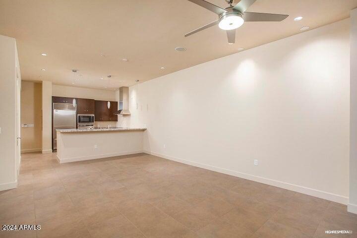 15215 N KIERLAND Boulevard, 103