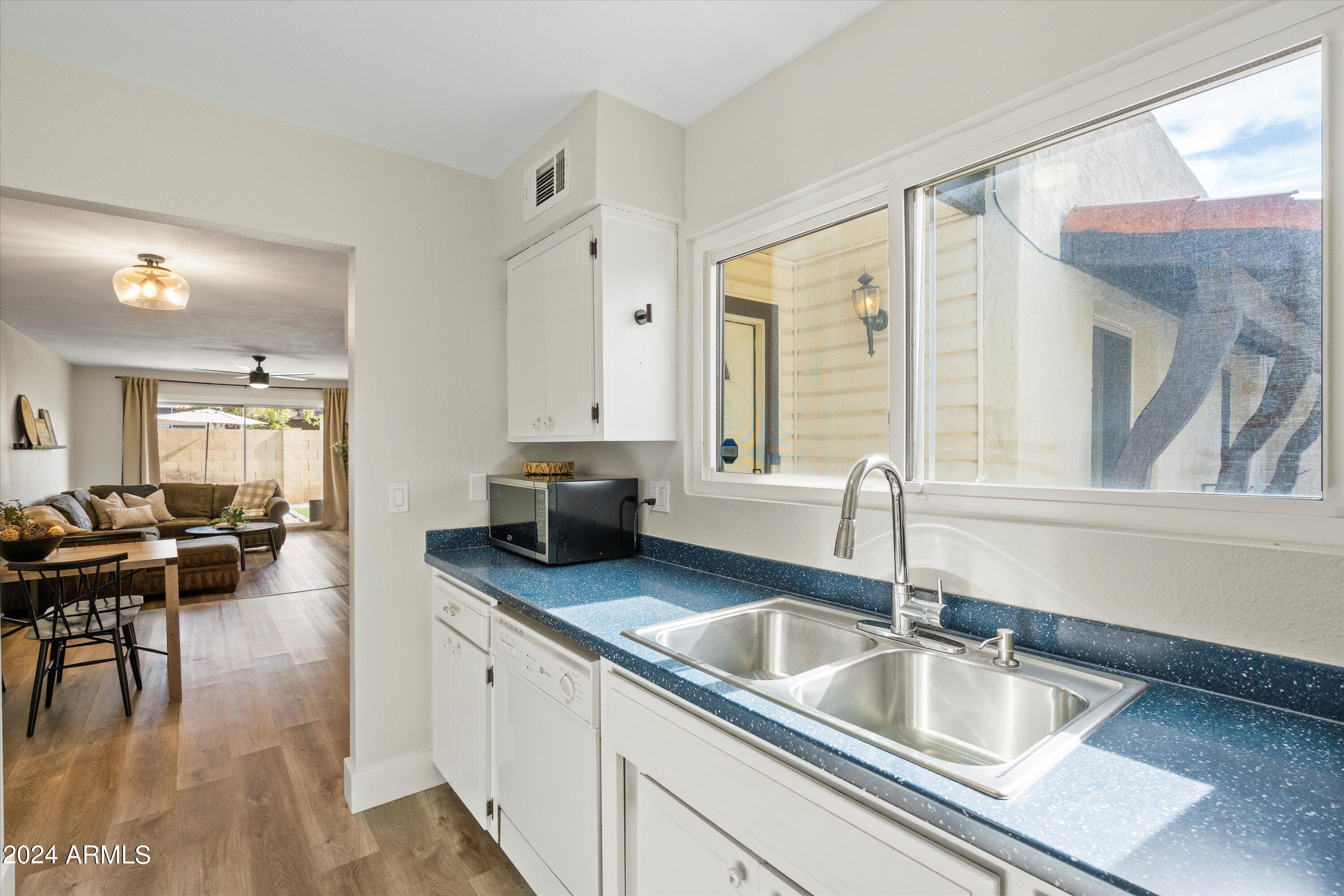 1970 E DEL SUR Drive