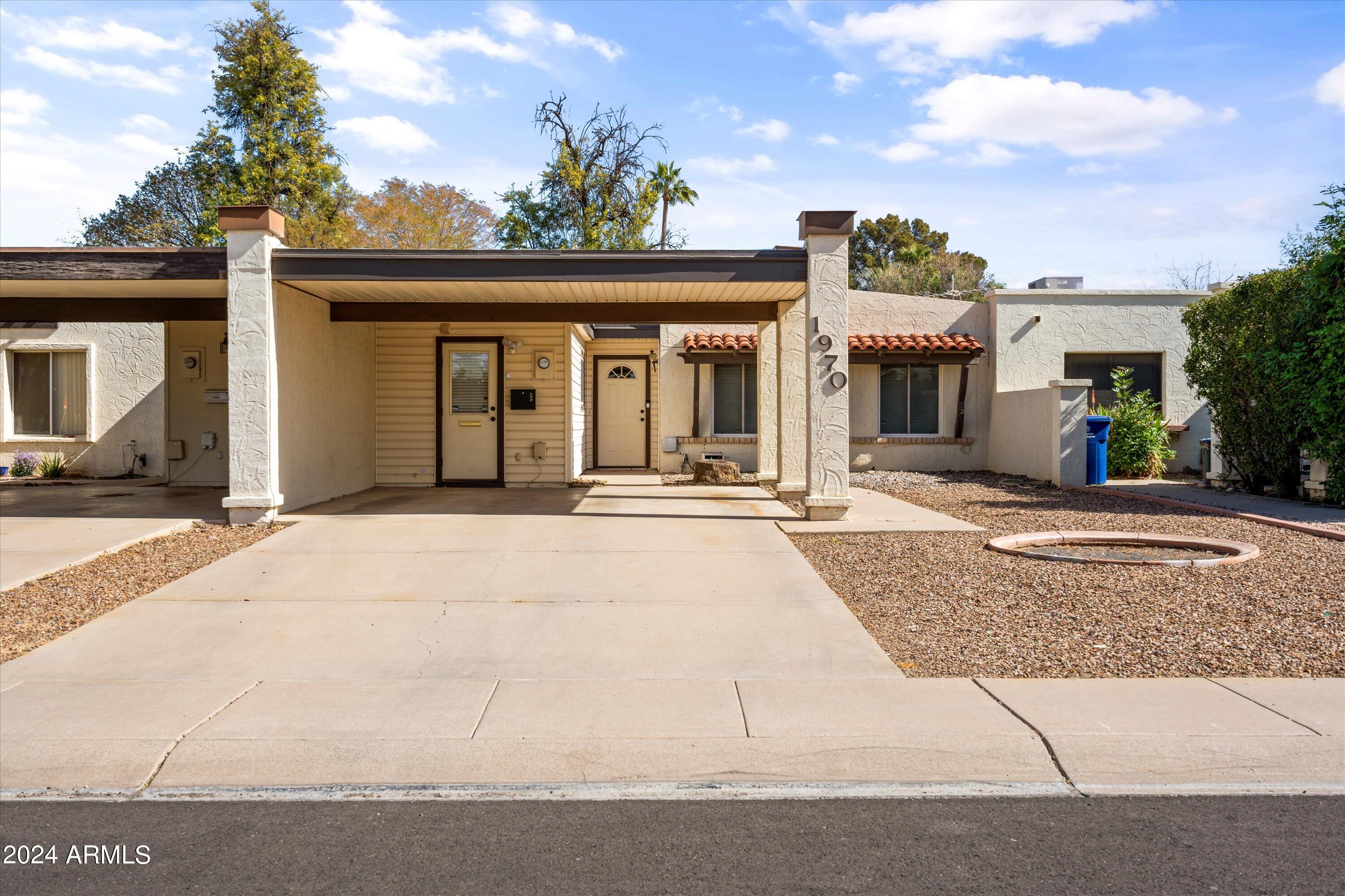 1970 E DEL SUR Drive