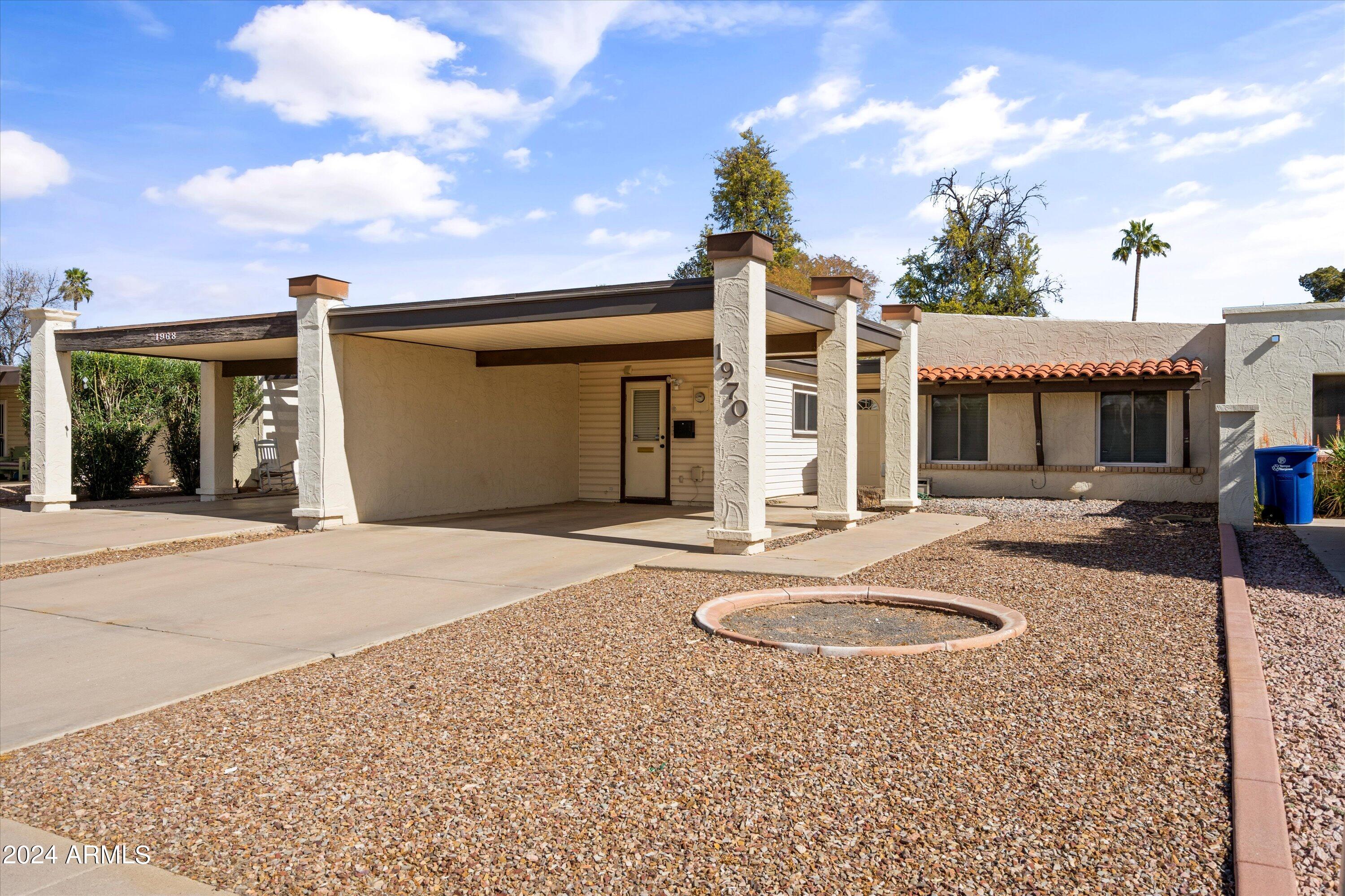 1970 E DEL SUR Drive