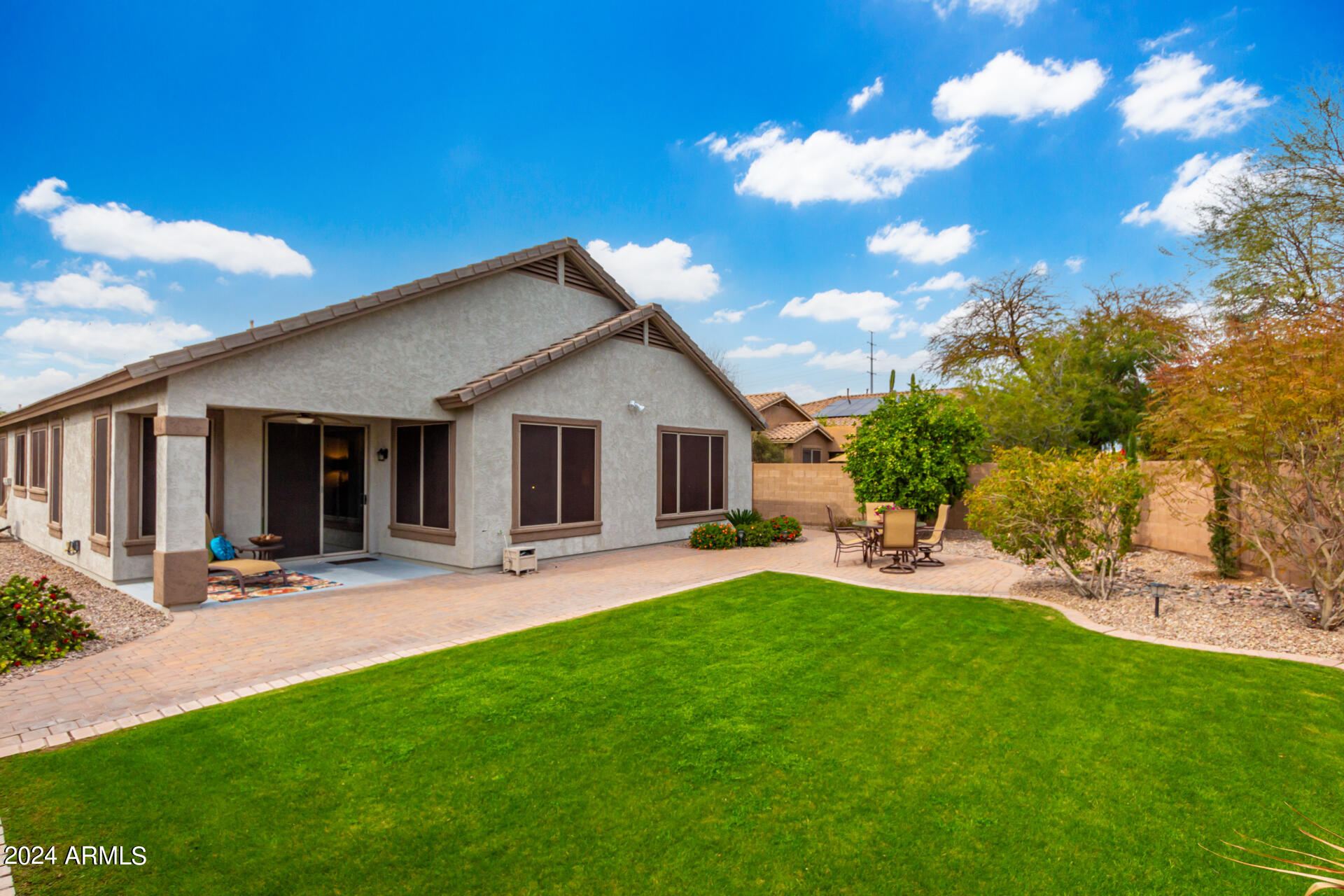2589 S BUCKAROO Trail
