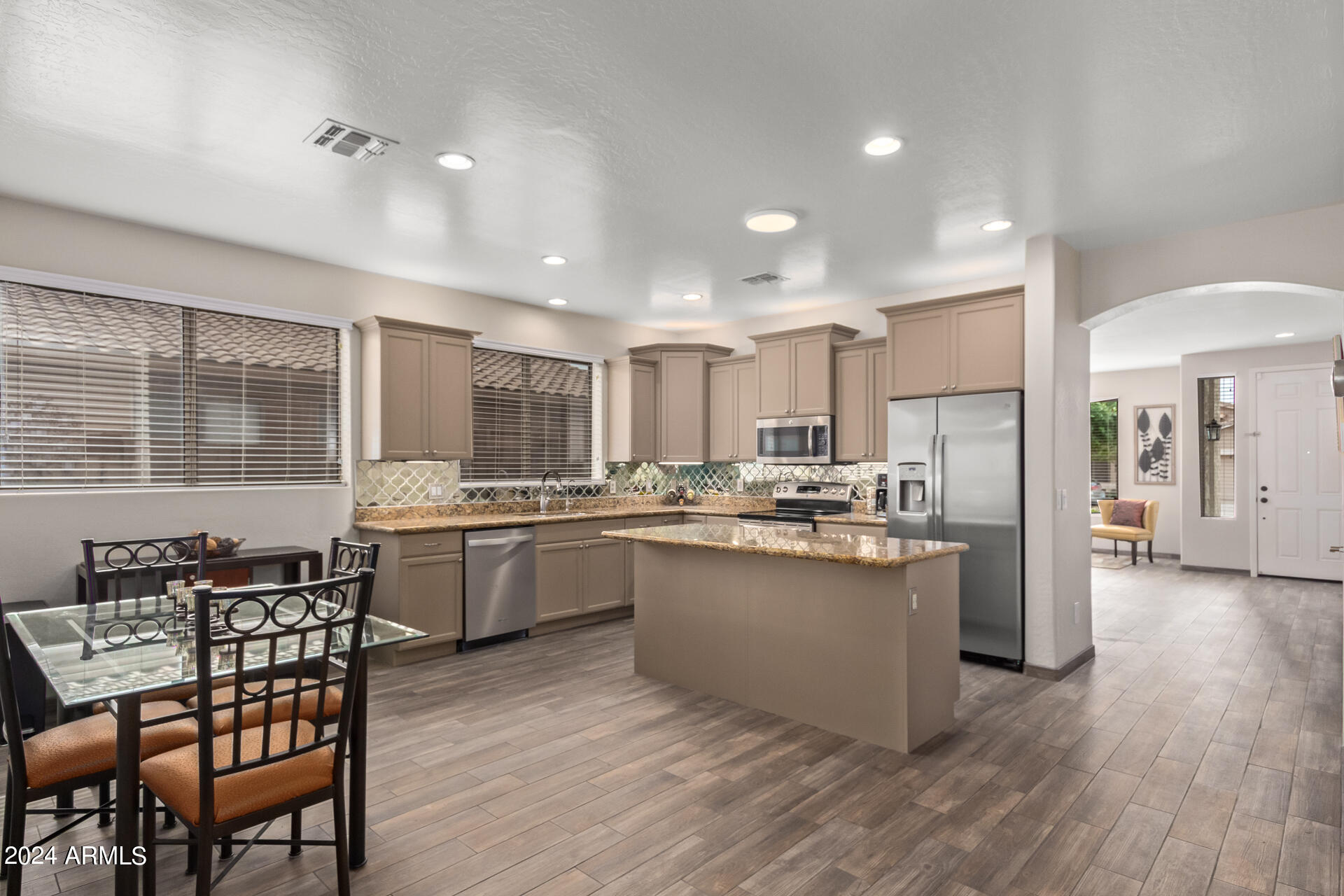 2589 S BUCKAROO Trail
