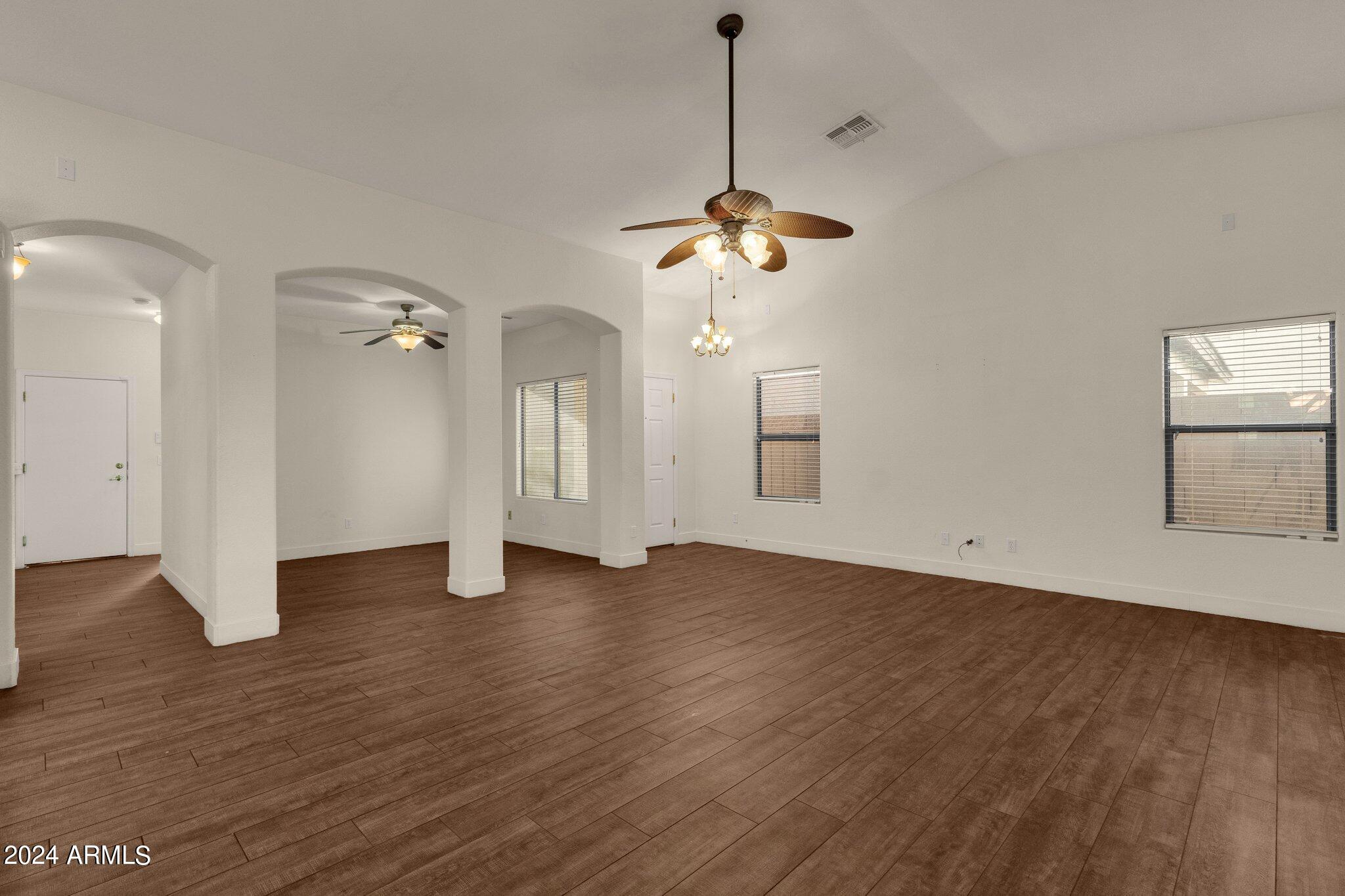21358 N SUNSET Drive