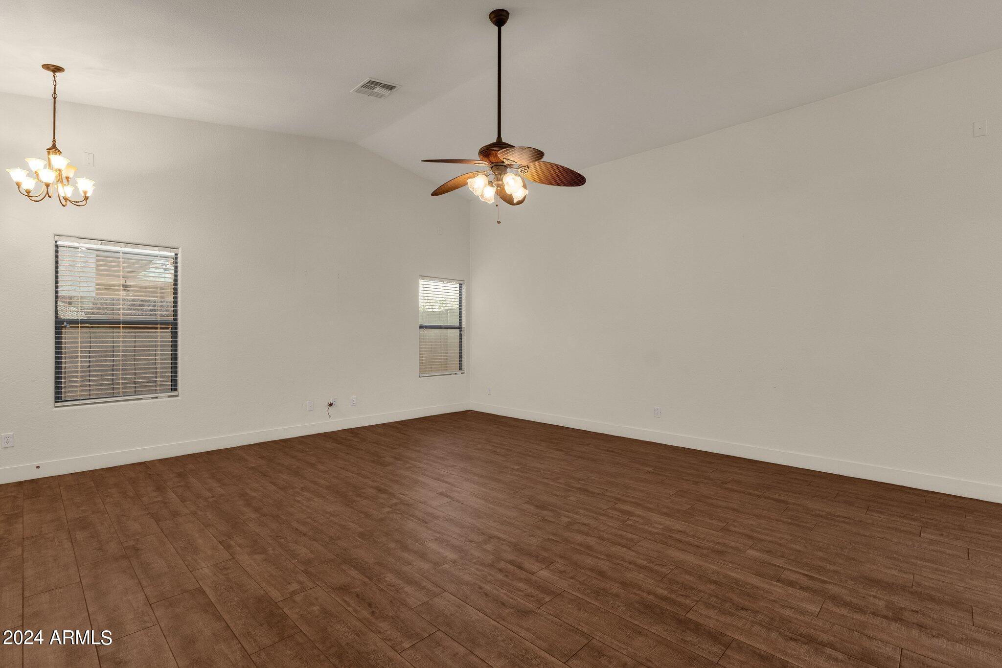 21358 N SUNSET Drive