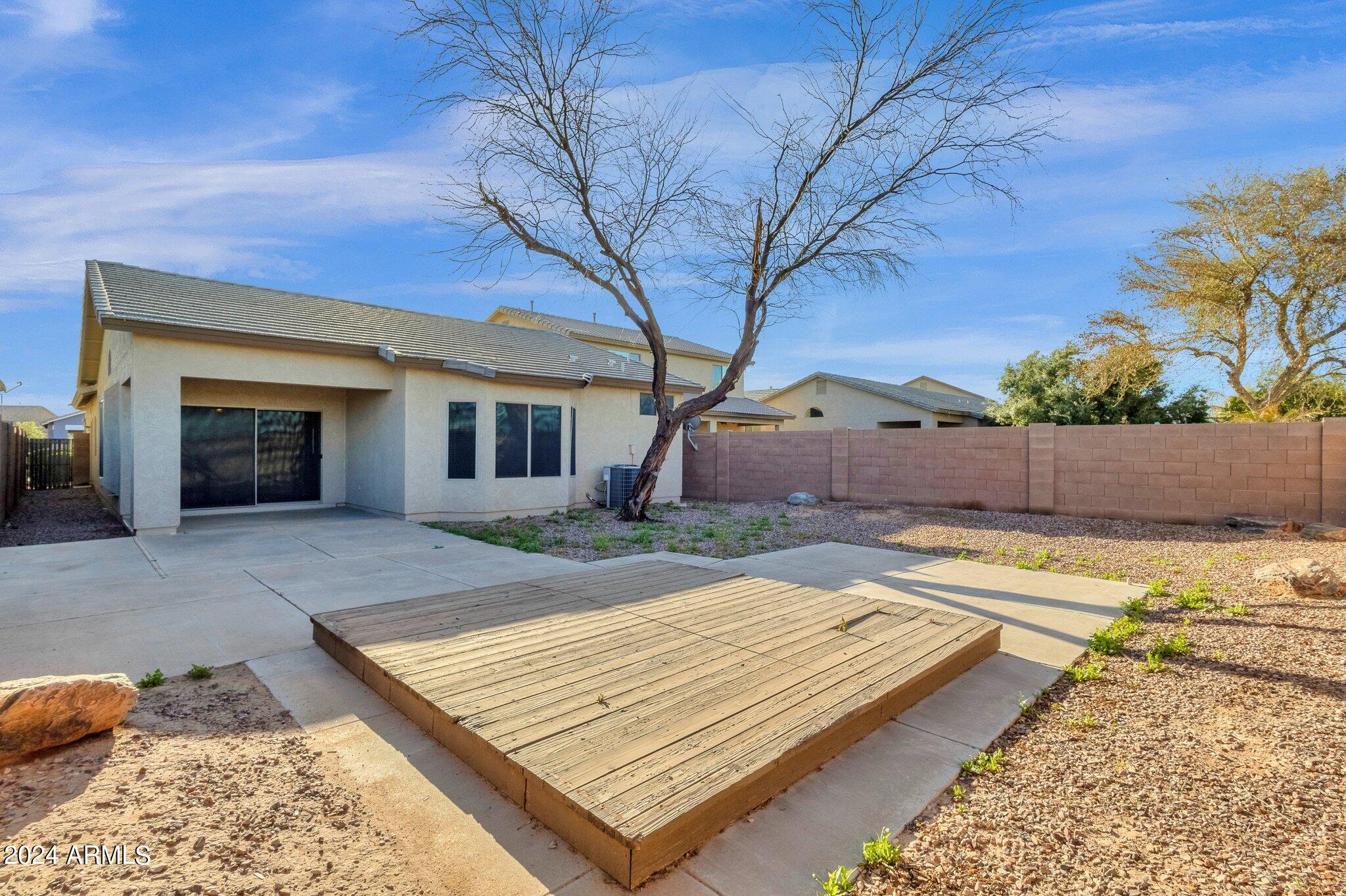 21358 N SUNSET Drive