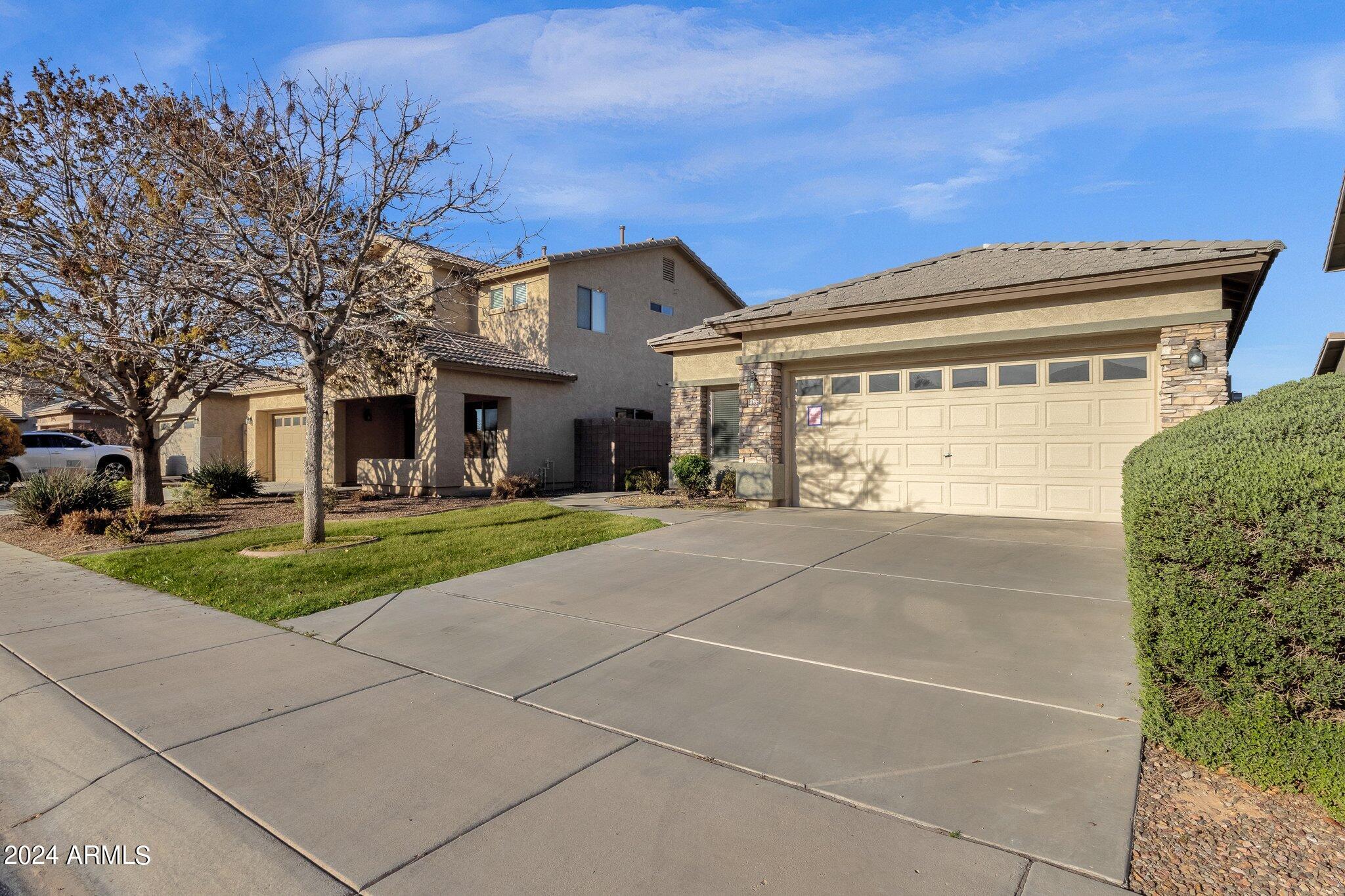 21358 N SUNSET Drive