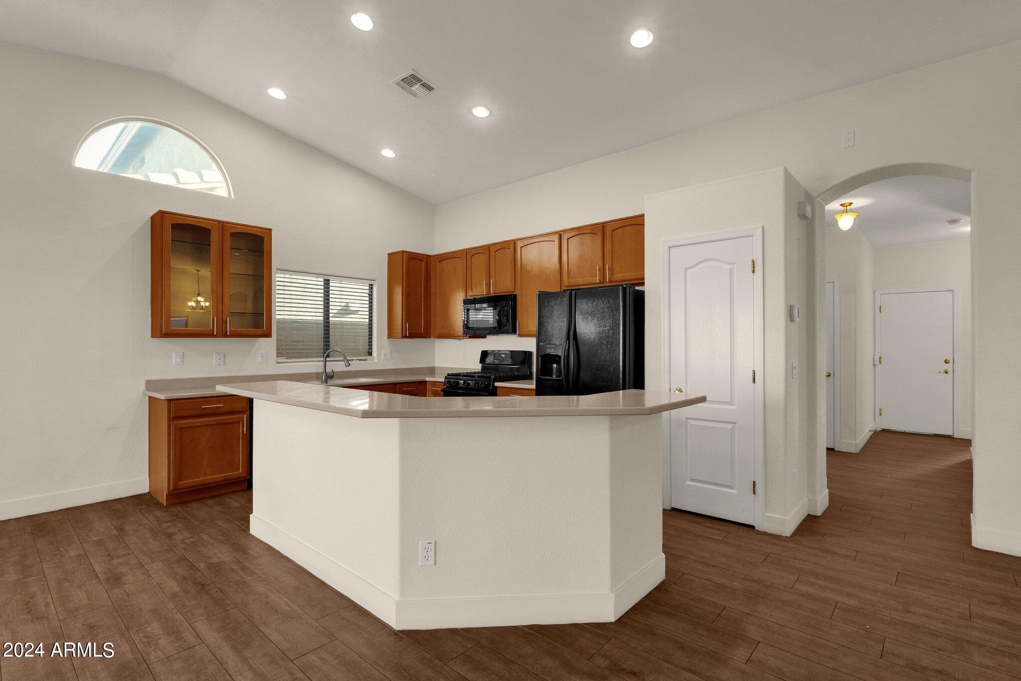 21358 N SUNSET Drive