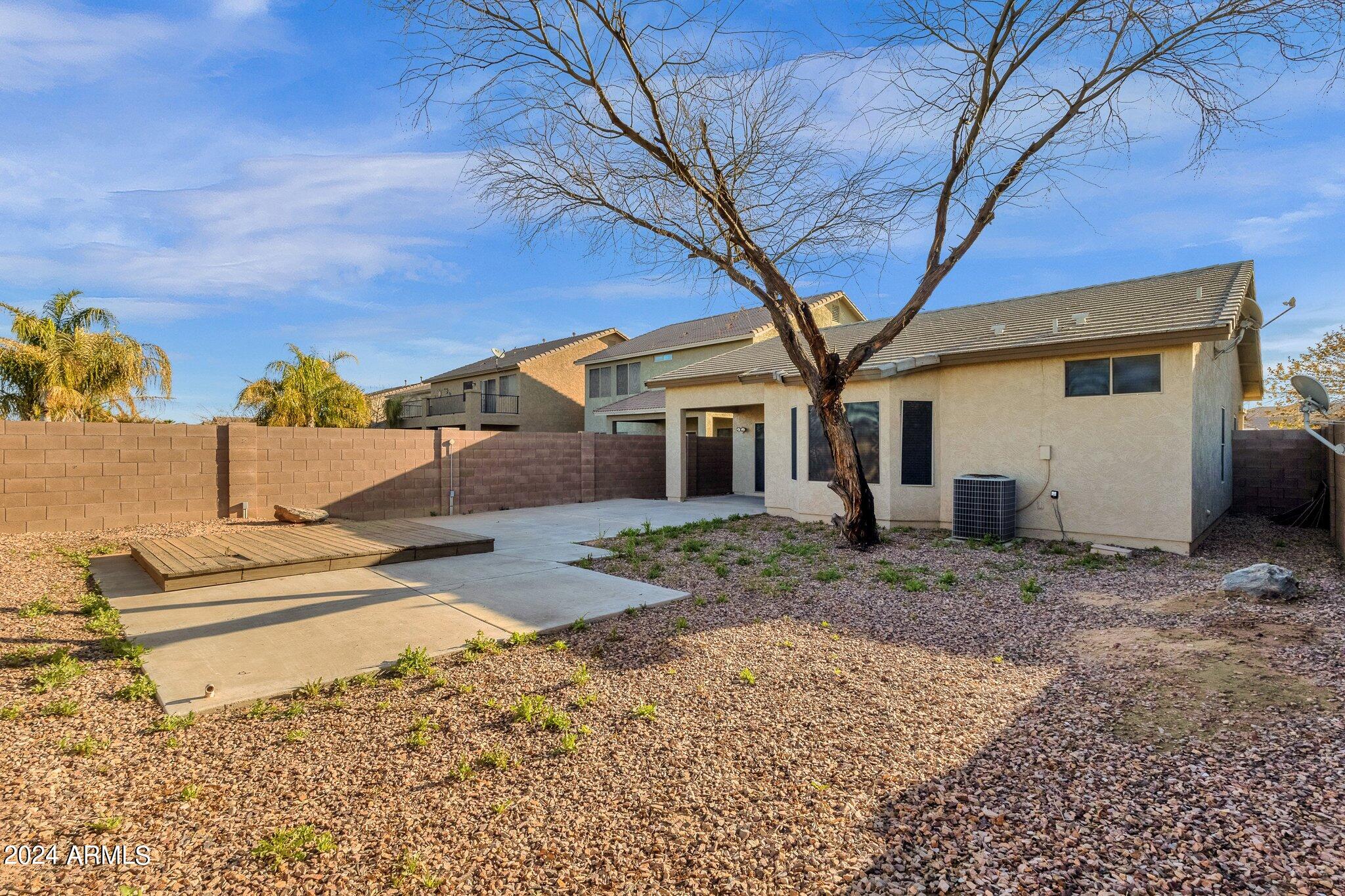 21358 N SUNSET Drive