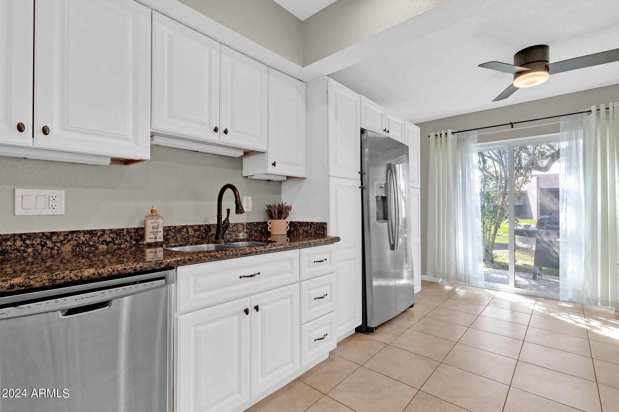 2232 W LINDNER Avenue # 34