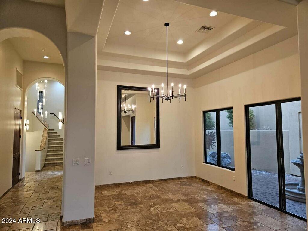 15435 N CABRILLO Drive