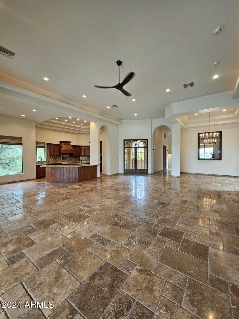 15435 N CABRILLO Drive