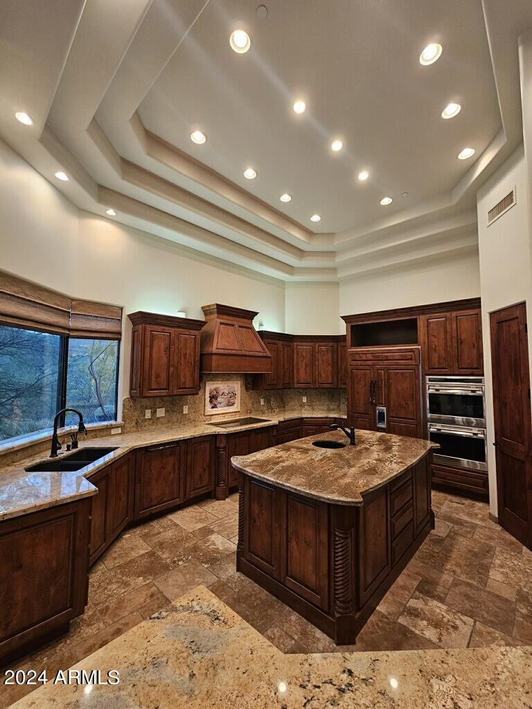 15435 N CABRILLO Drive