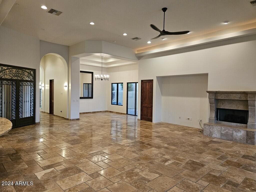 15435 N CABRILLO Drive