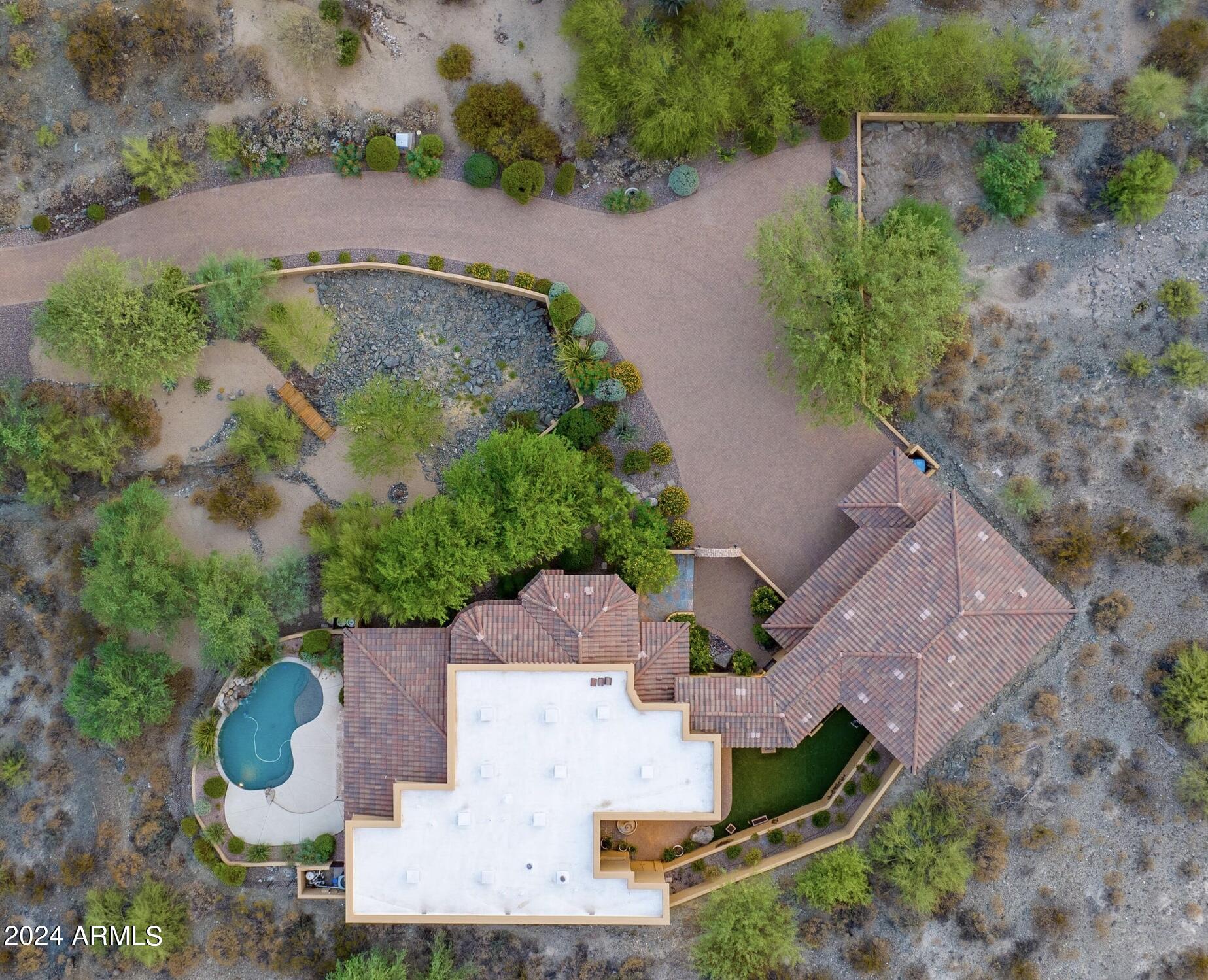 15435 N CABRILLO Drive