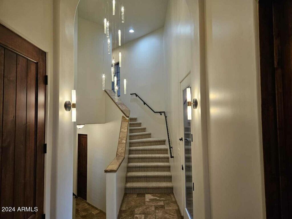 15435 N CABRILLO Drive