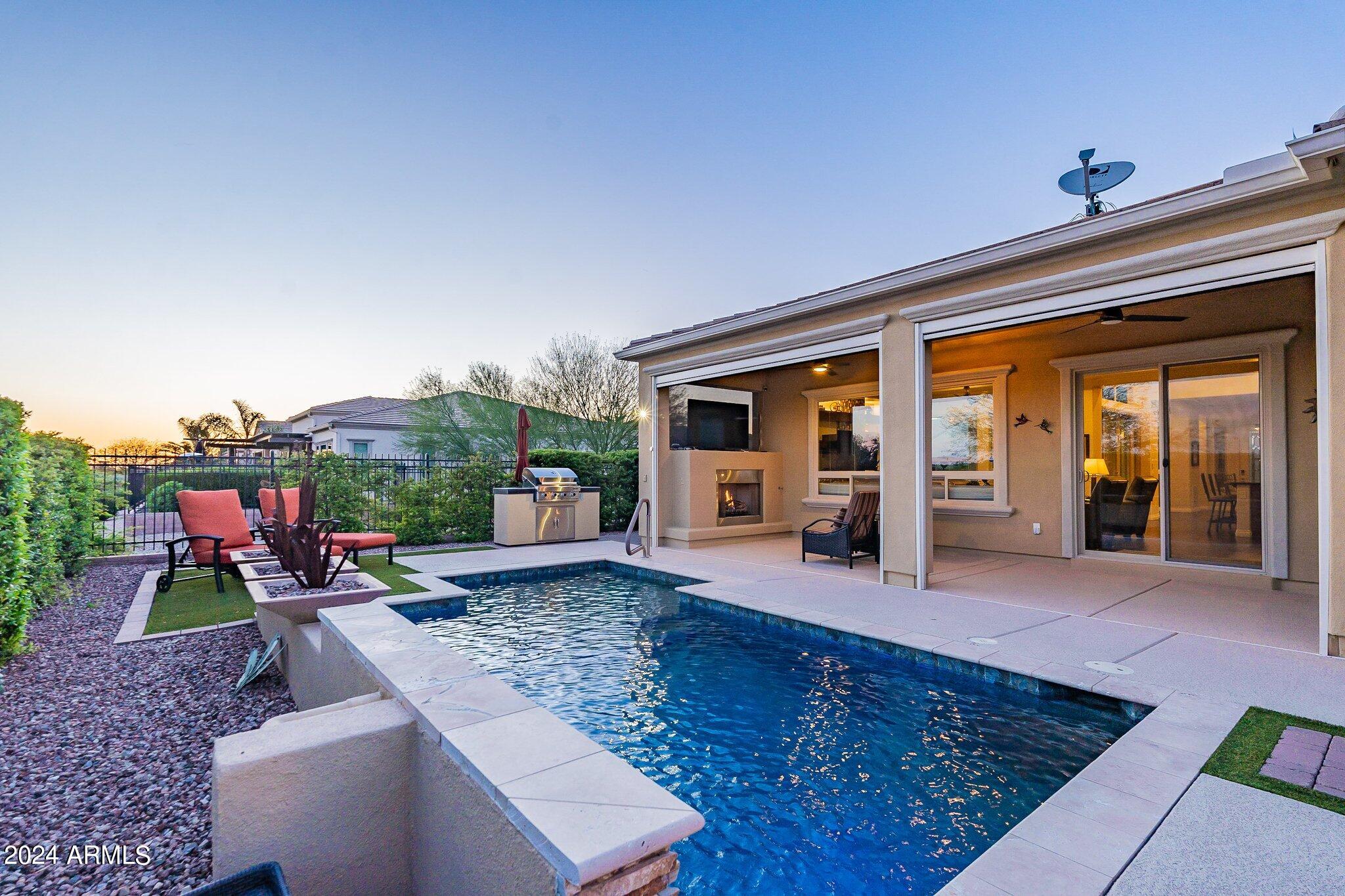 1273 E COPPER Hollow