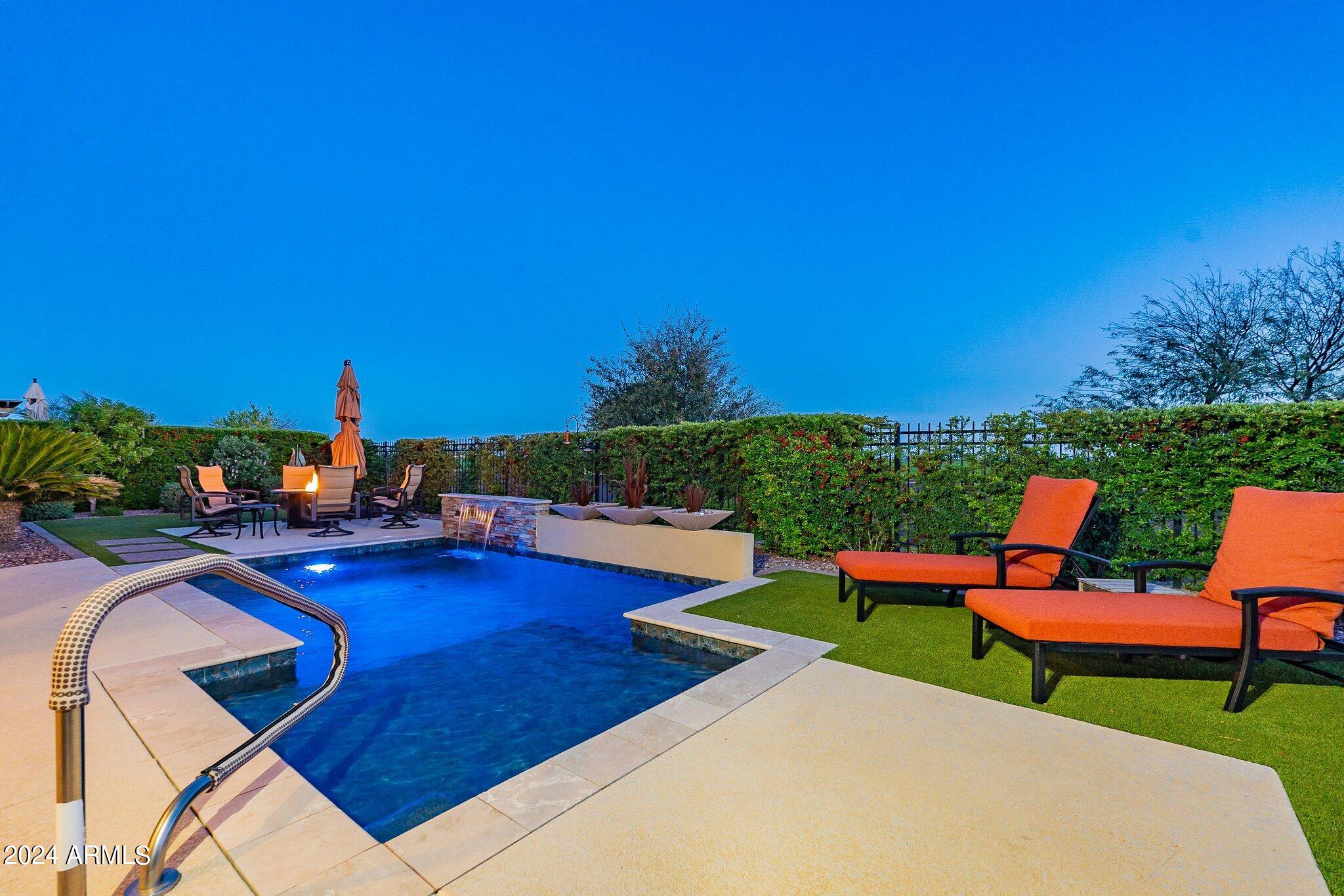 1273 E COPPER Hollow