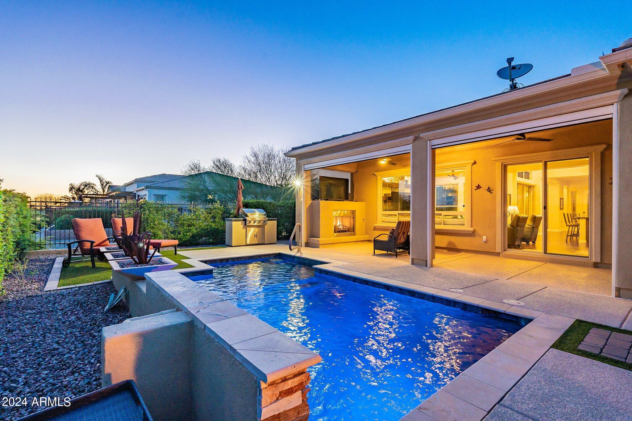 1273 E COPPER Hollow