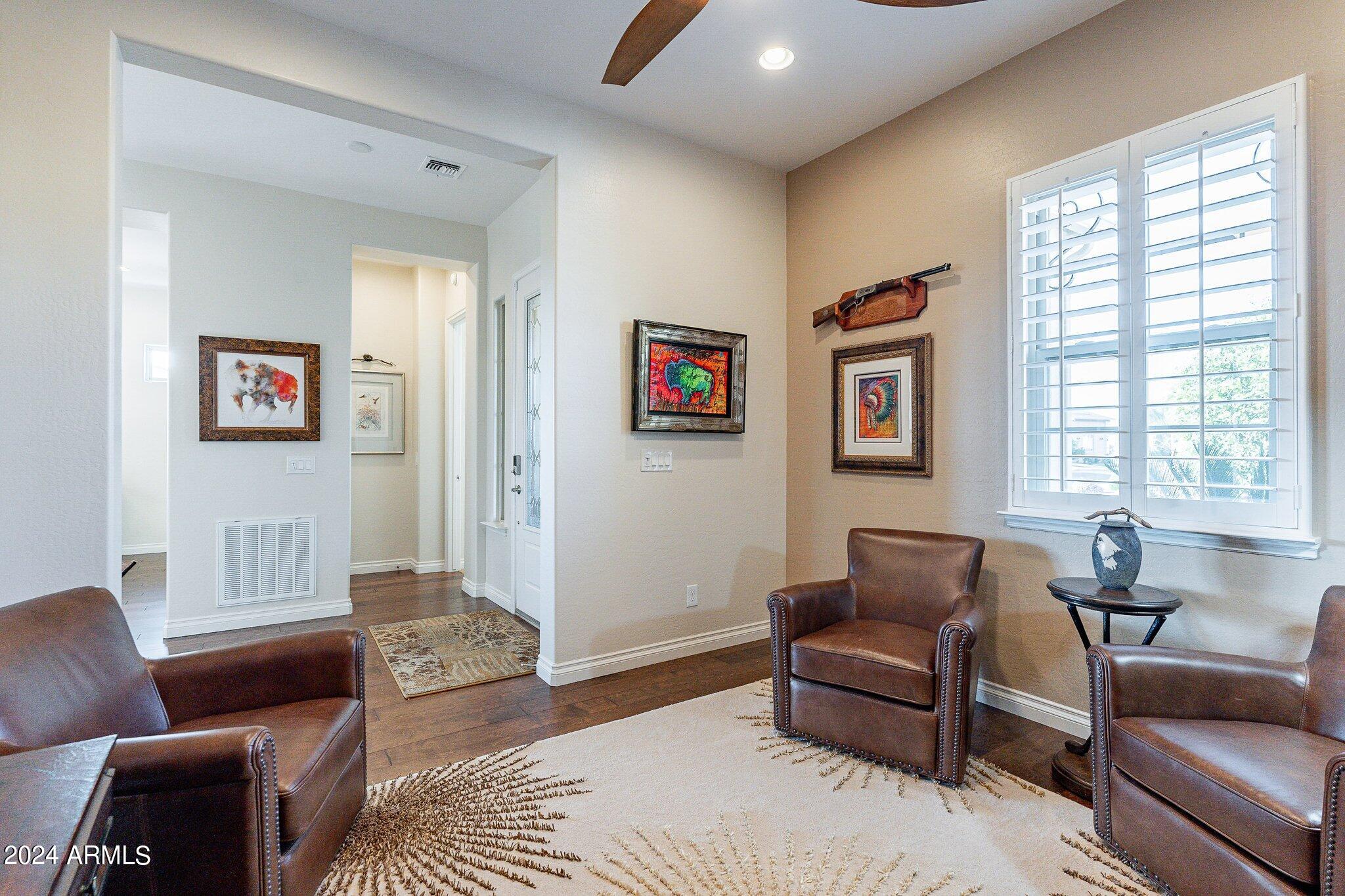 1273 E COPPER Hollow