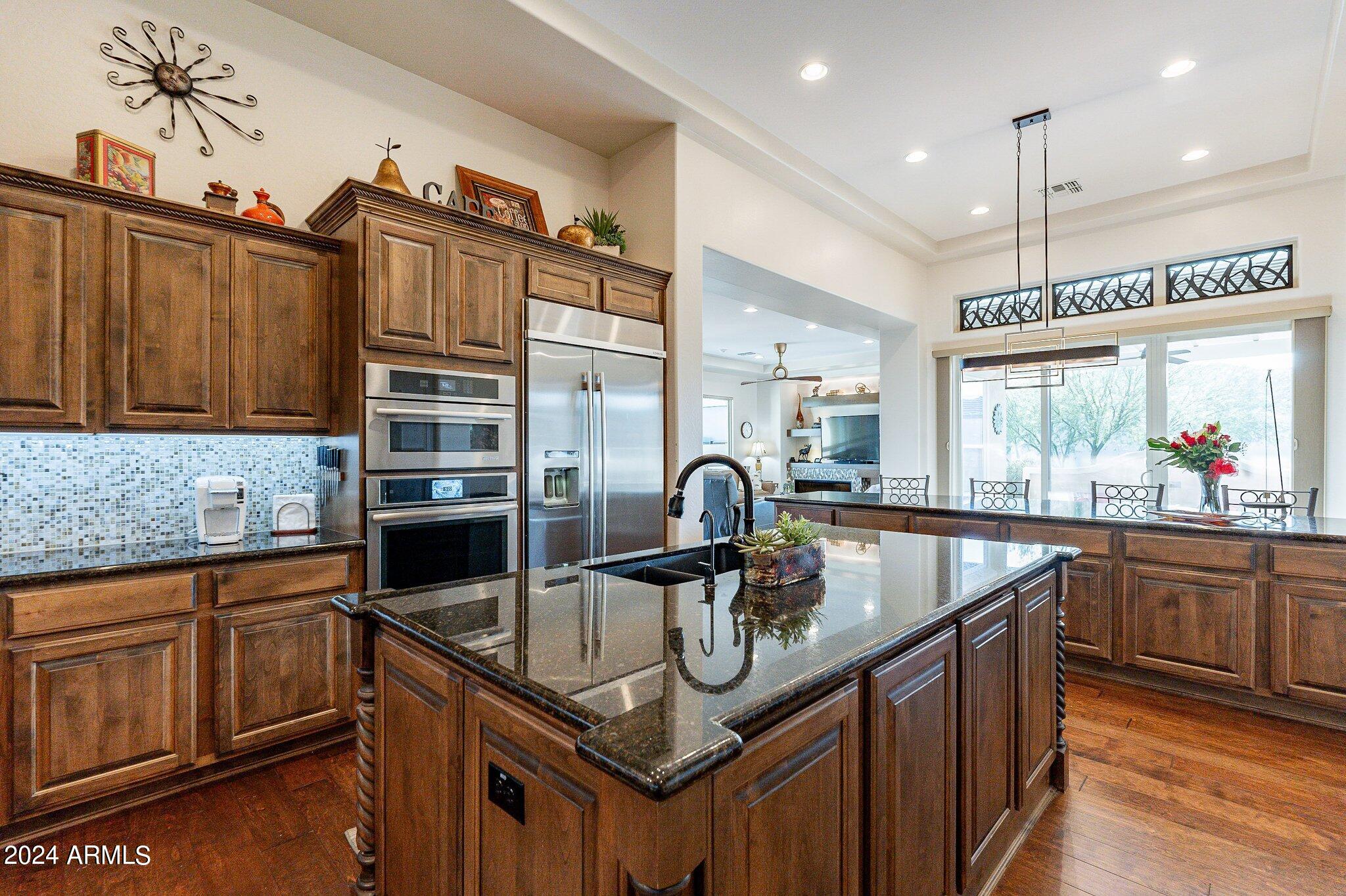 1273 E COPPER Hollow