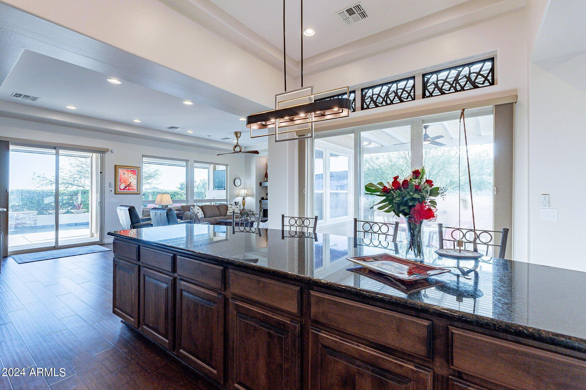 1273 E COPPER Hollow