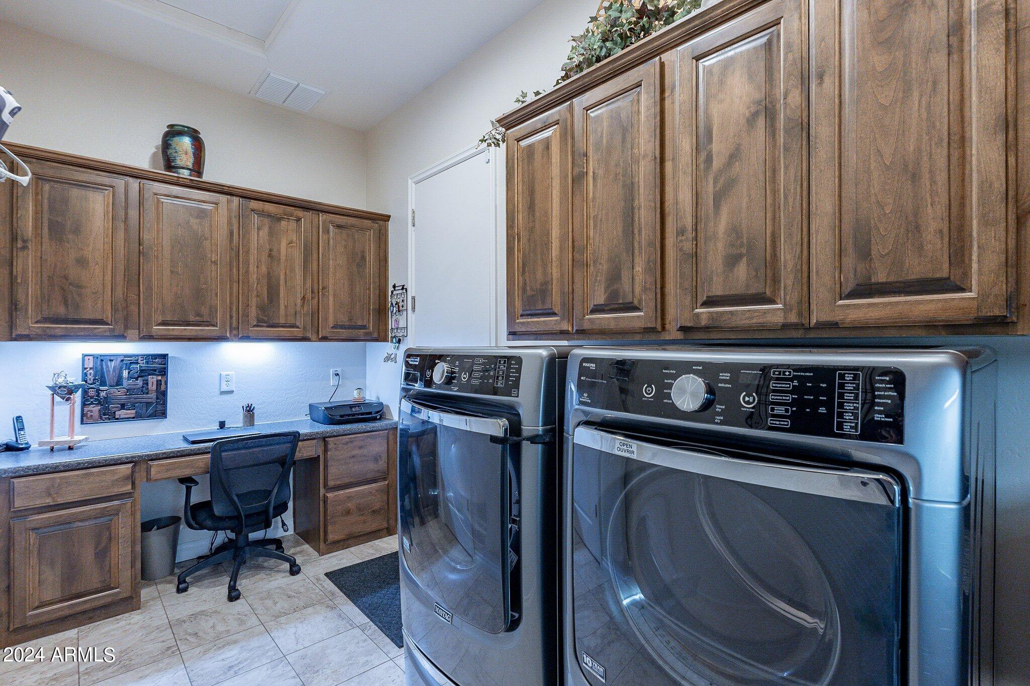 1273 E COPPER Hollow