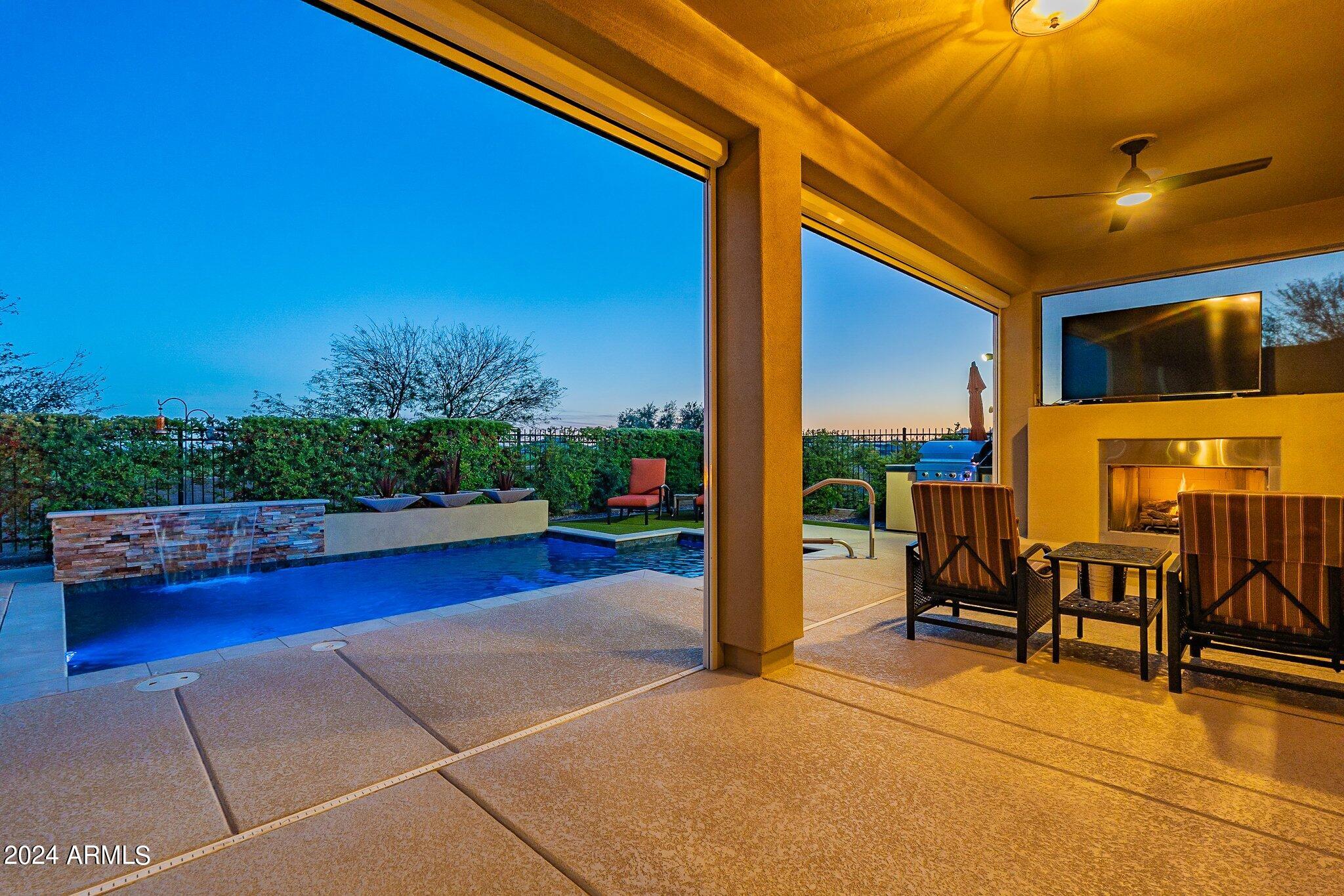 1273 E COPPER Hollow