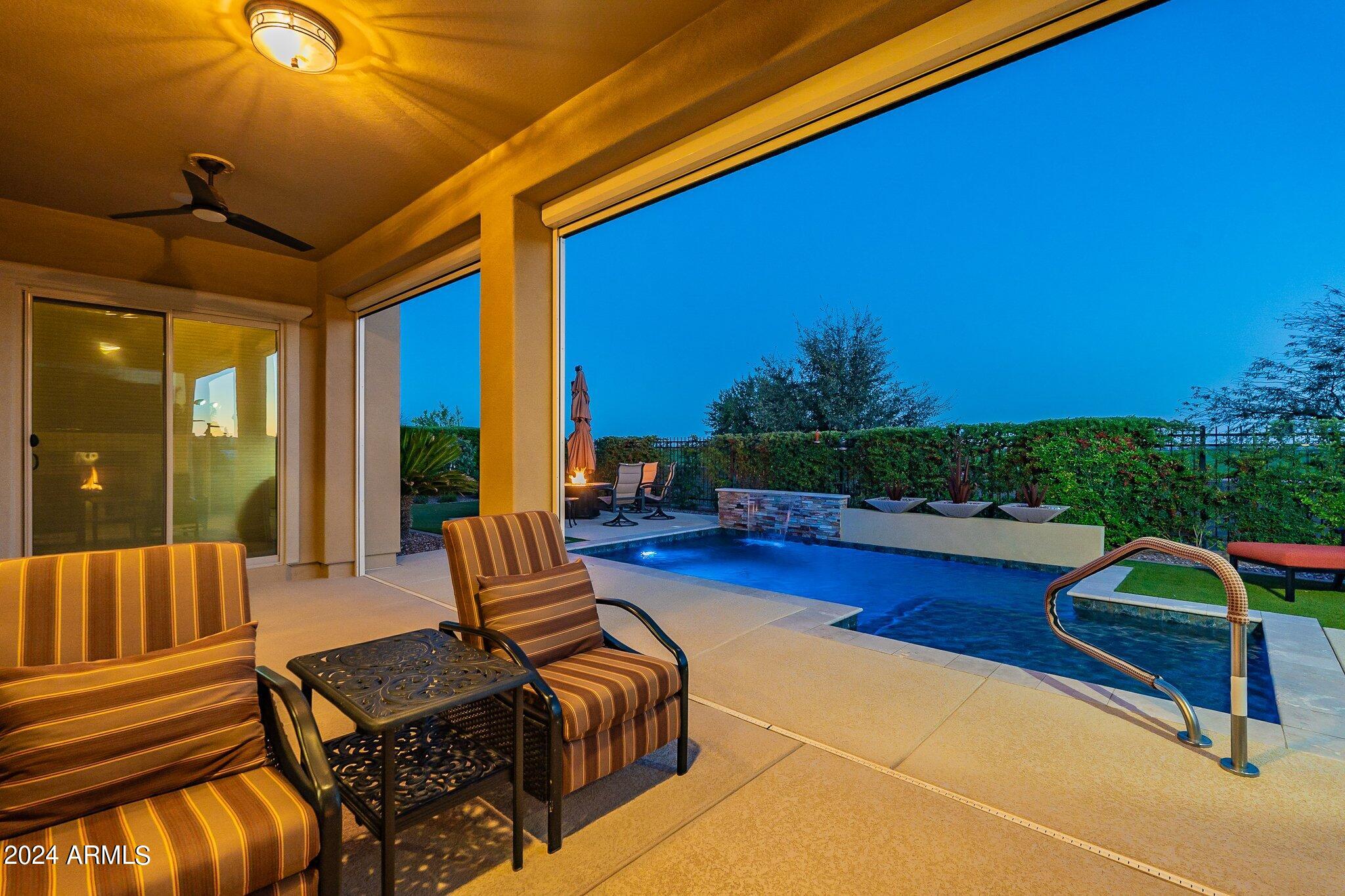 1273 E COPPER Hollow