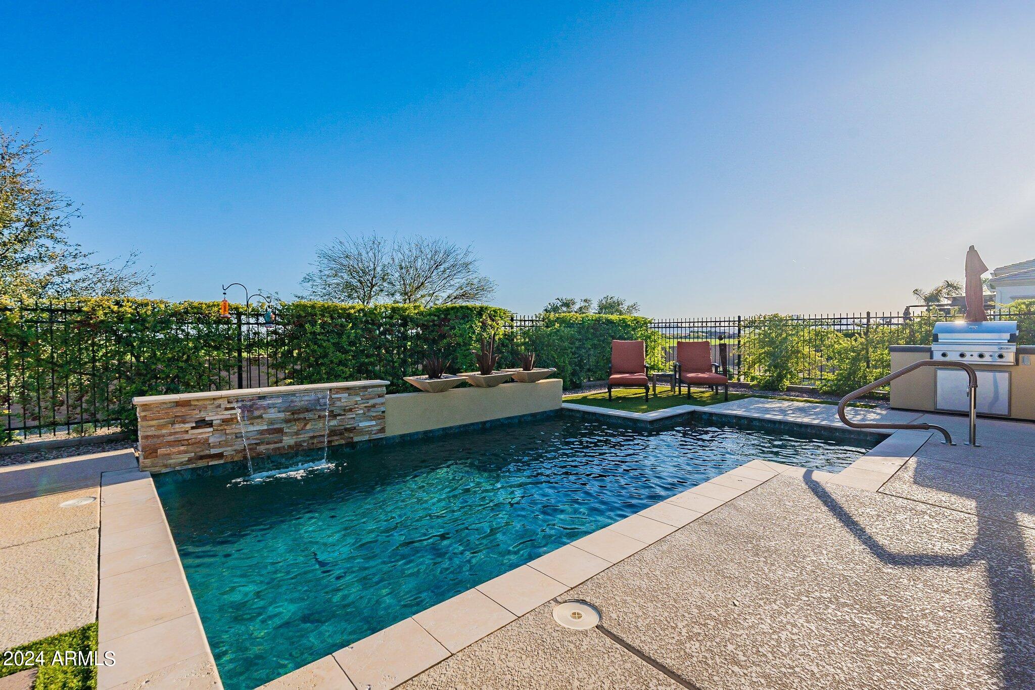 1273 E COPPER Hollow