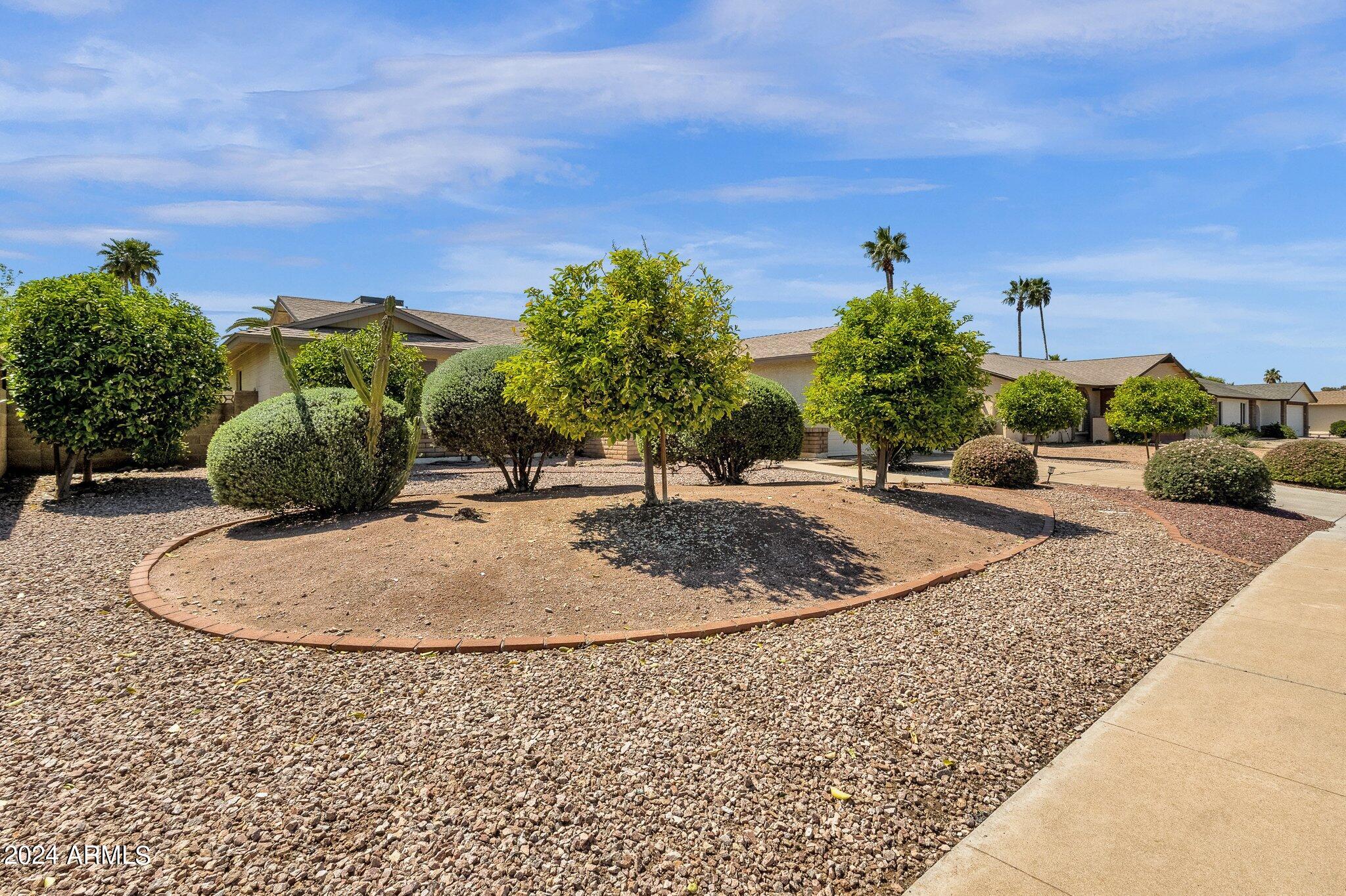 861 W CHEYENNE Drive