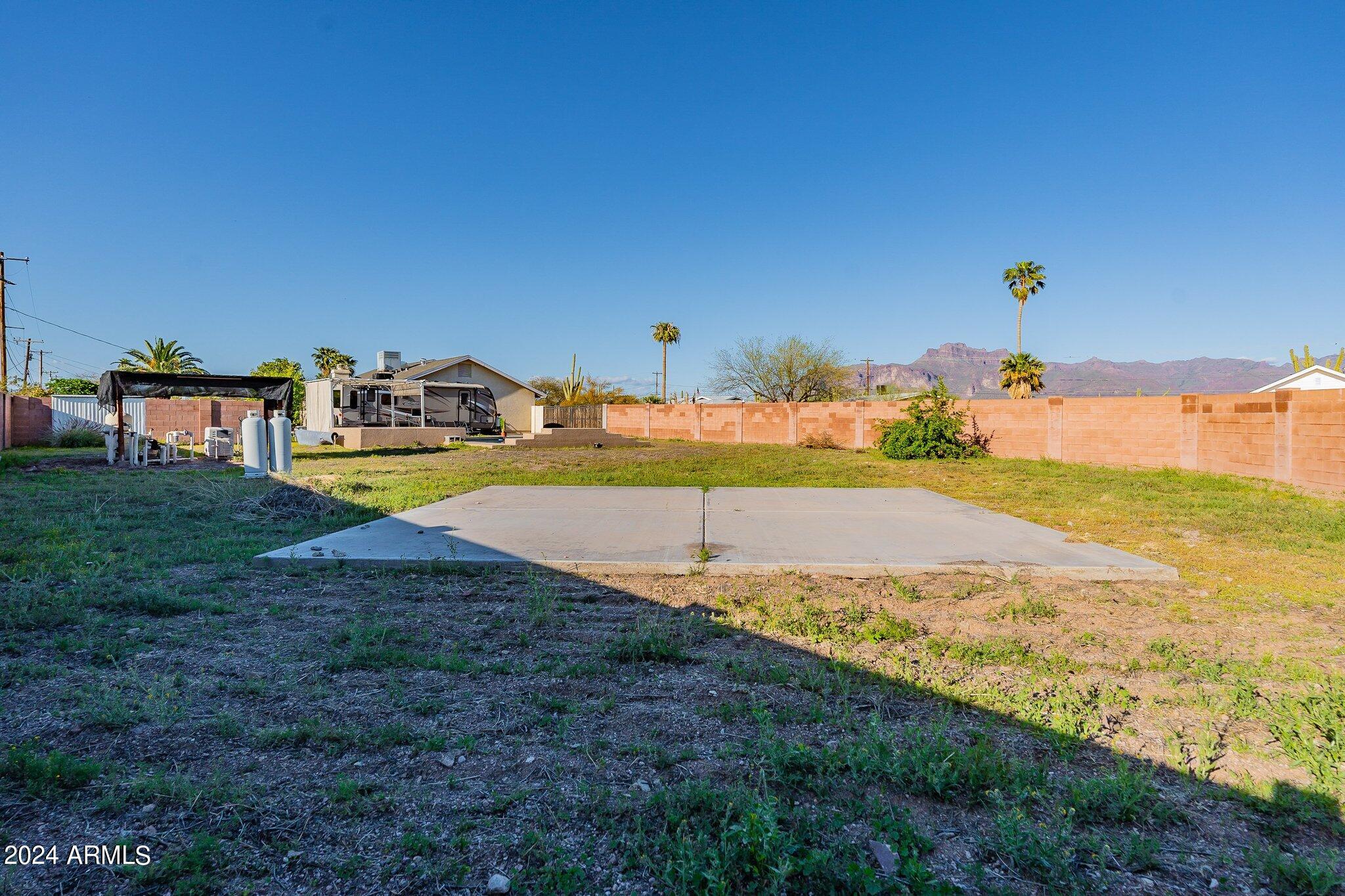 1444 S CACTUS Road