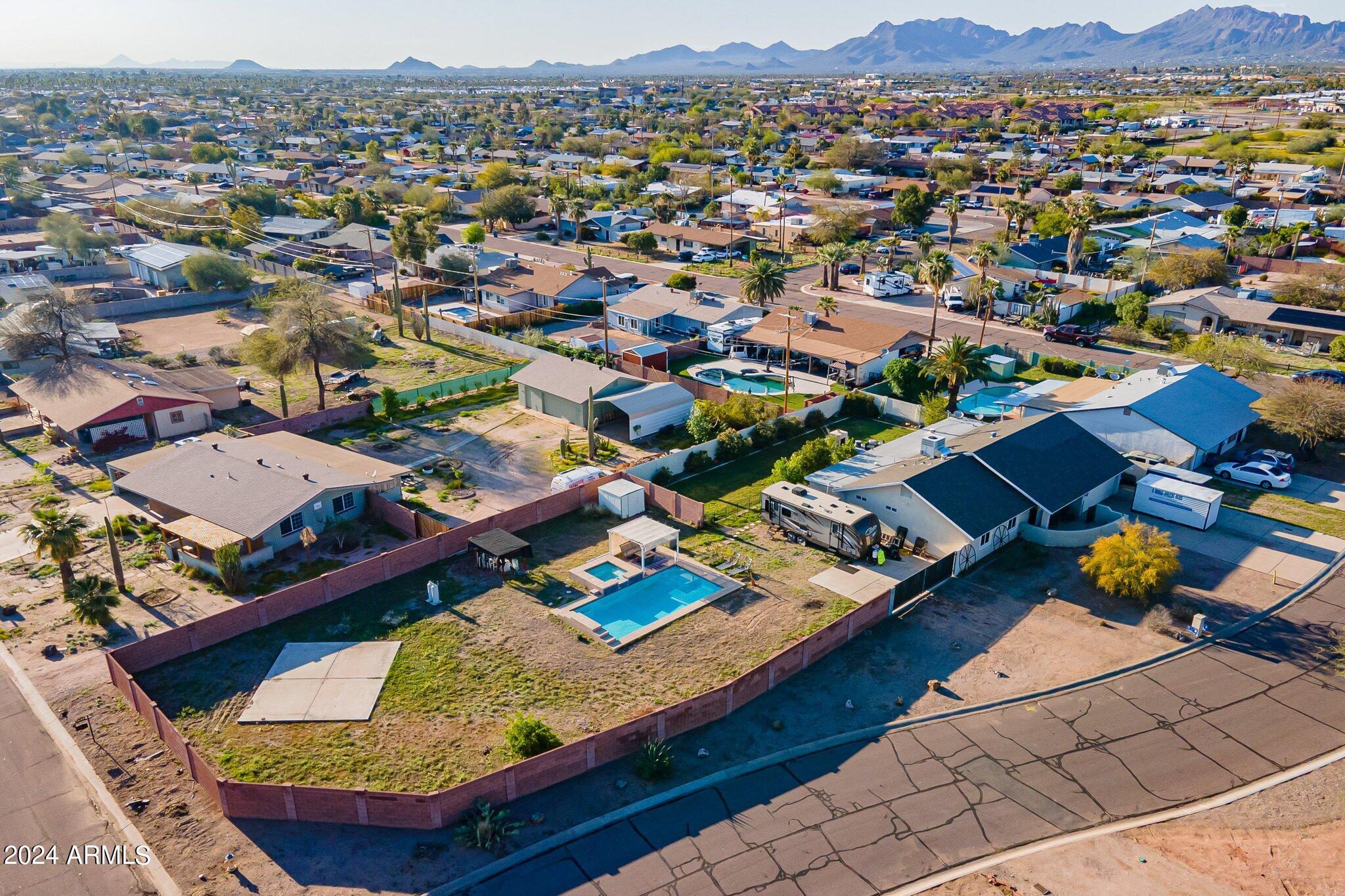 1444 S CACTUS Road