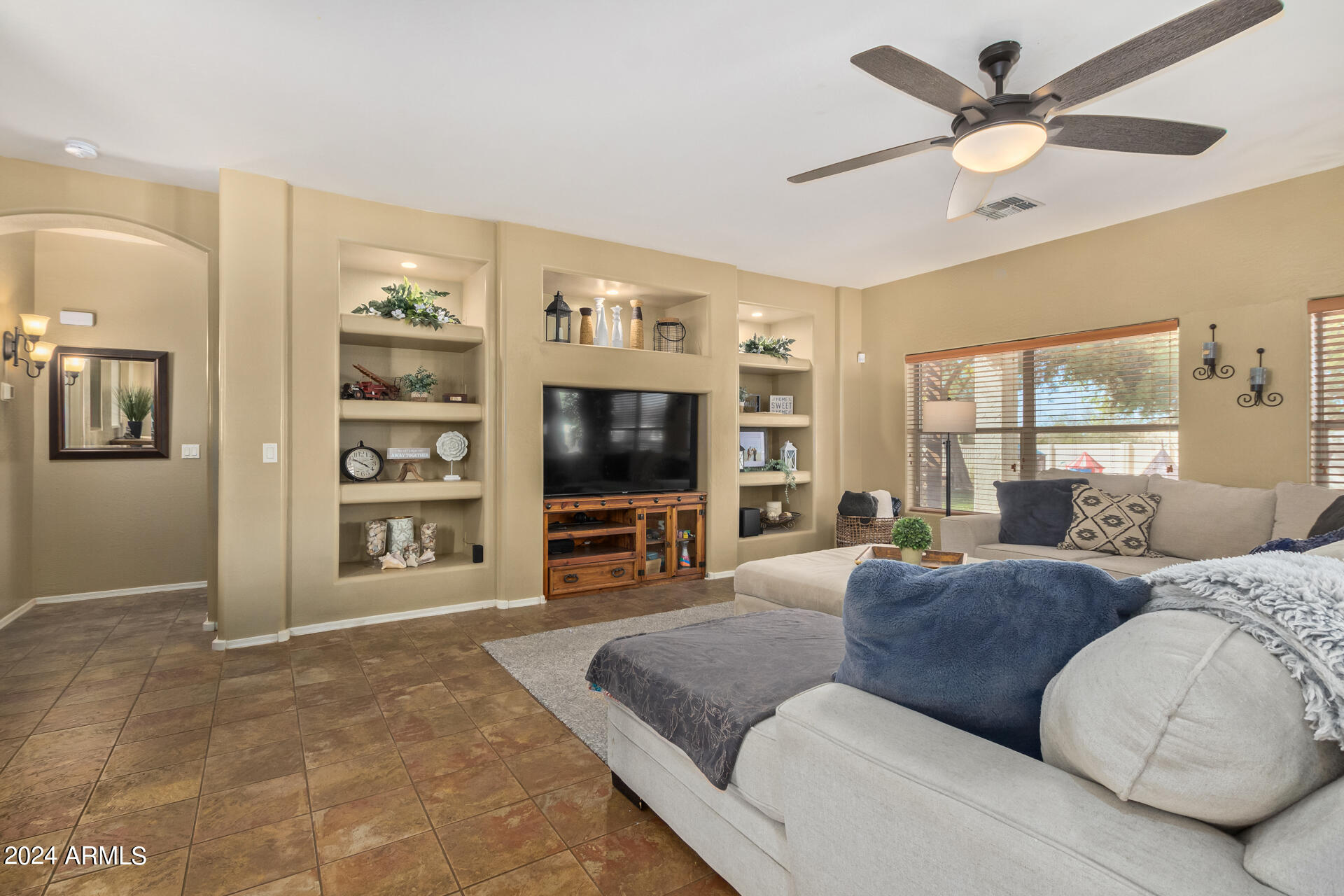 9350 W PROSPECTOR Drive