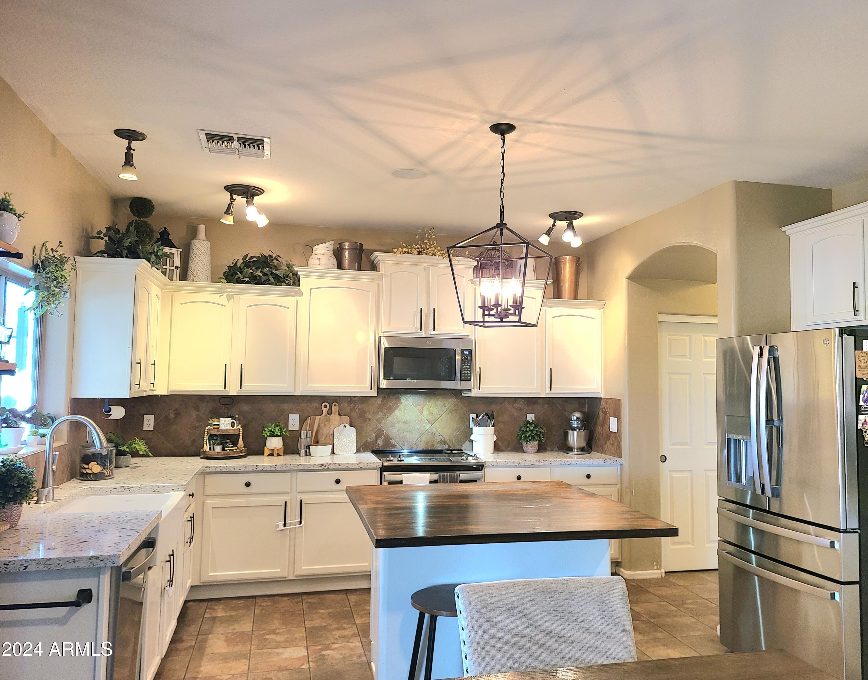 9350 W PROSPECTOR Drive