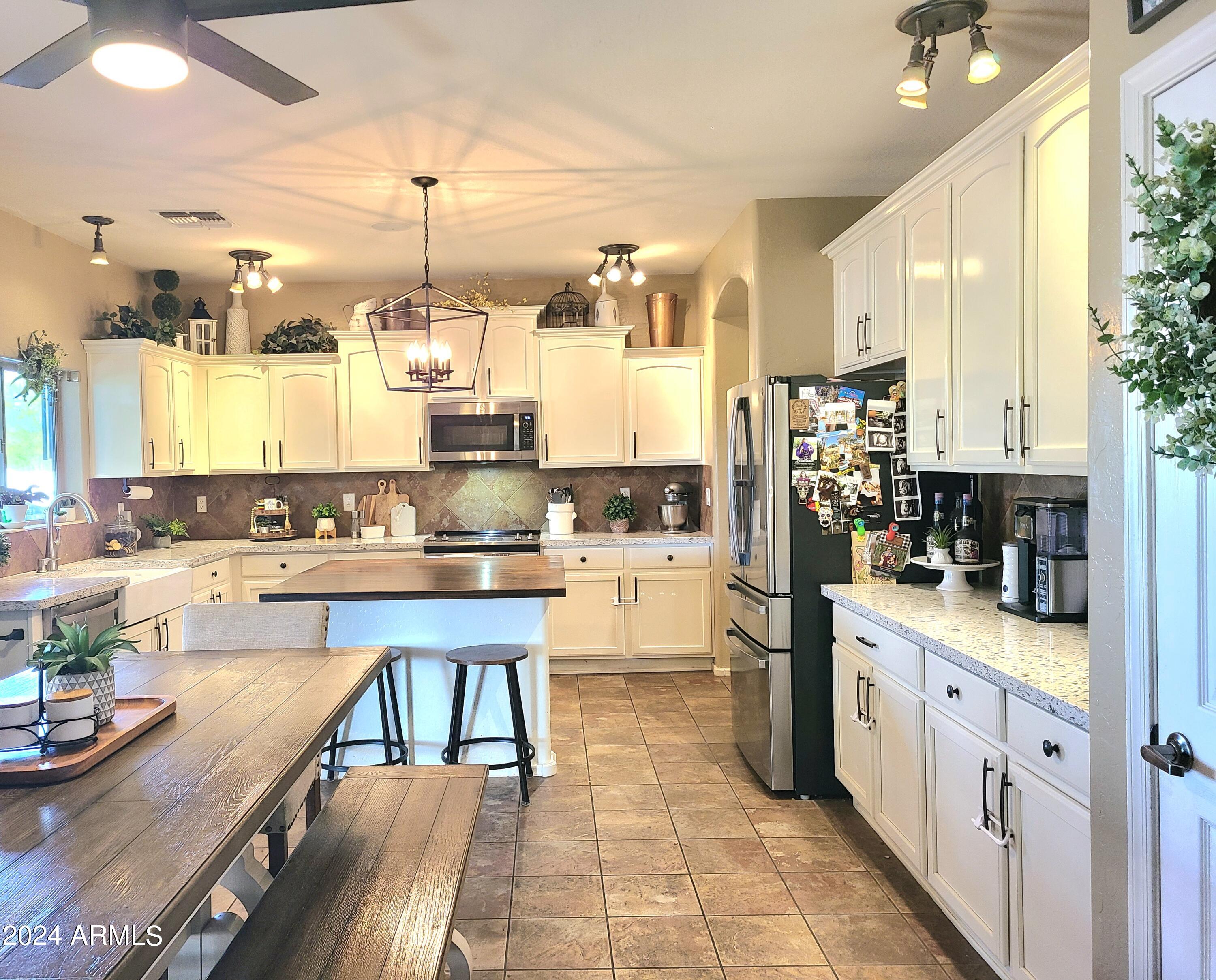 9350 W PROSPECTOR Drive