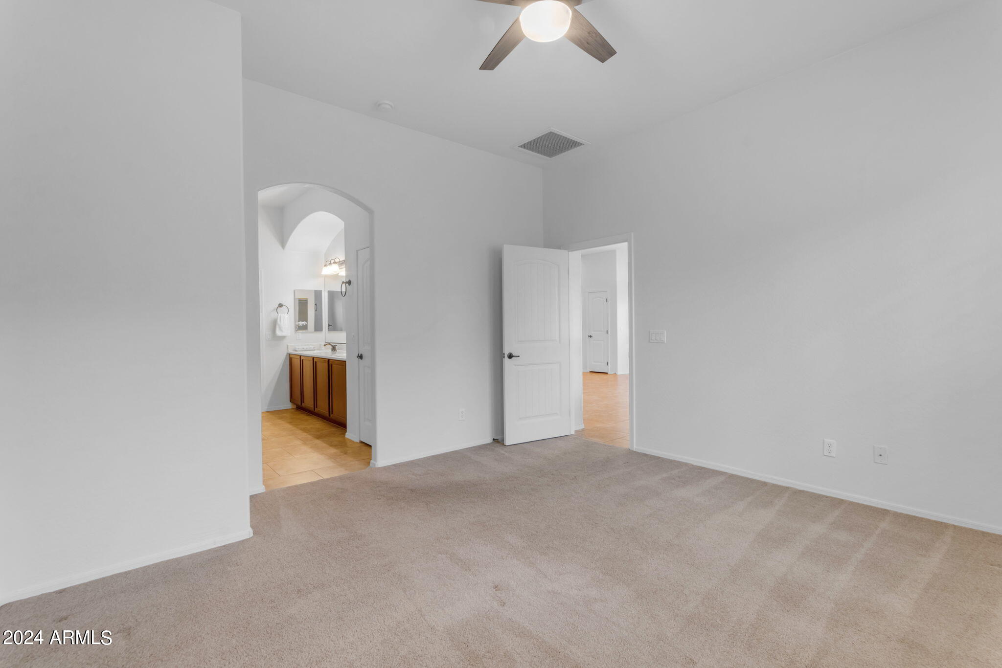 3547 E MESQUITE Street