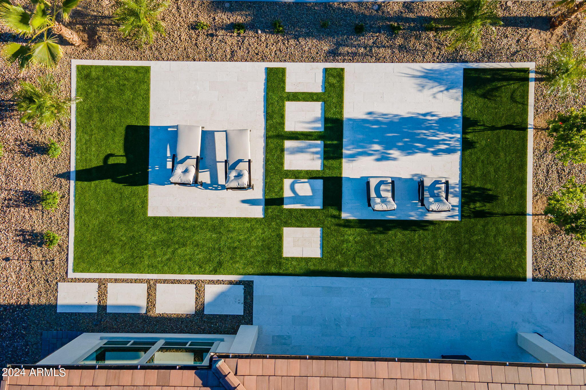 261 E BRACCIANO Avenue