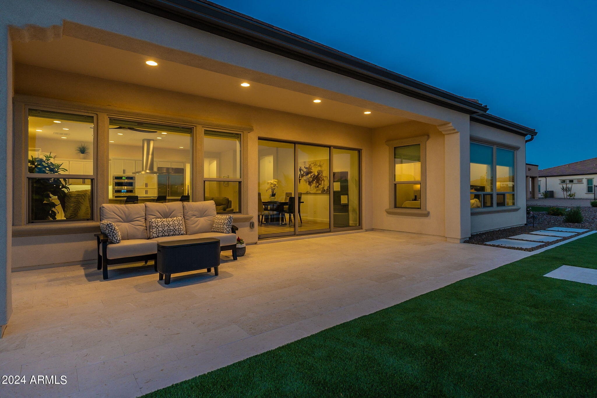 261 E BRACCIANO Avenue